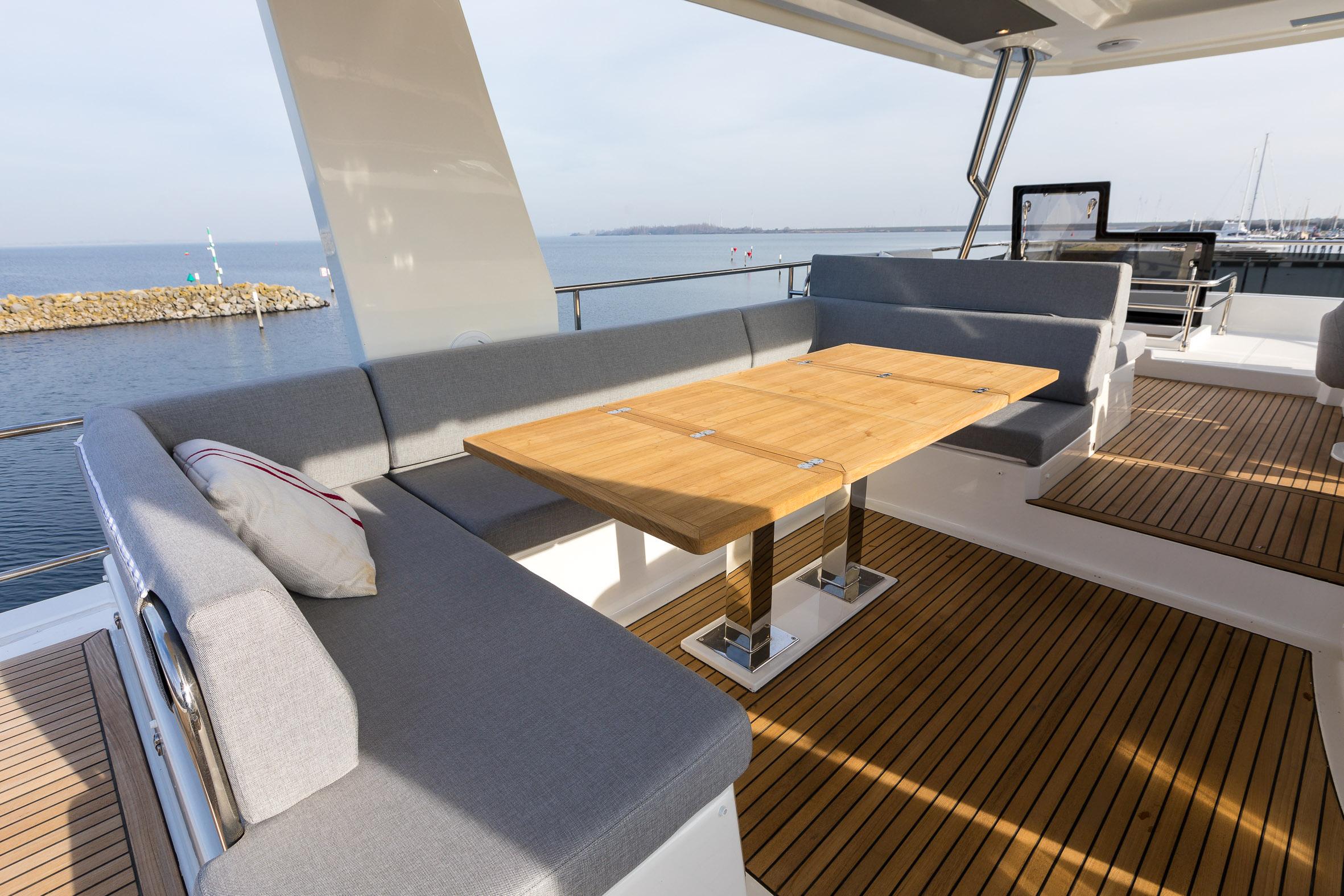 Yacht Photos Pics