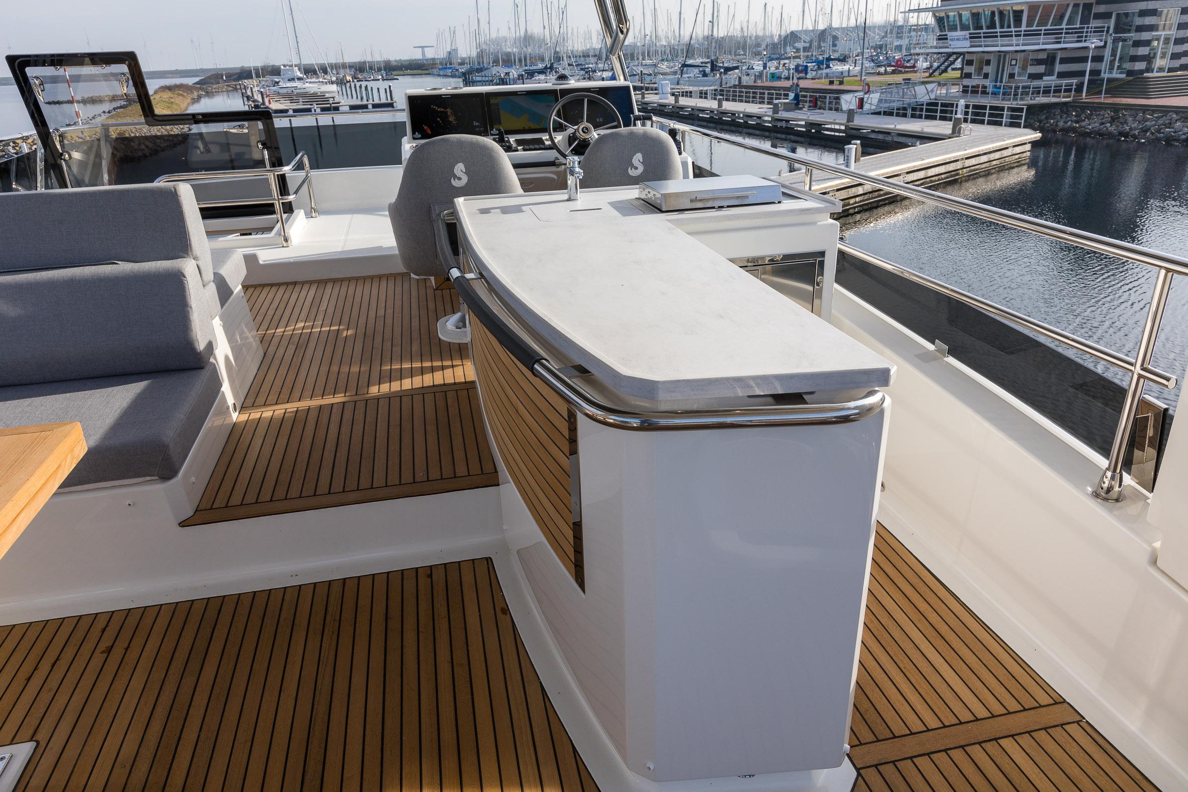 Yacht Photos Pics