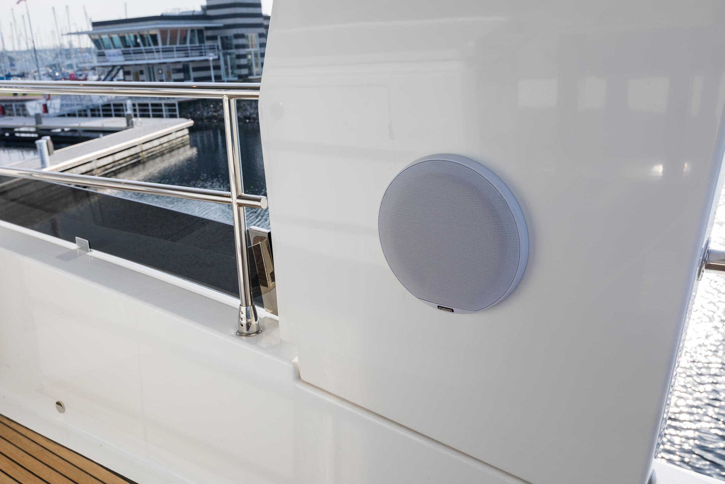 Yacht Photos Pics