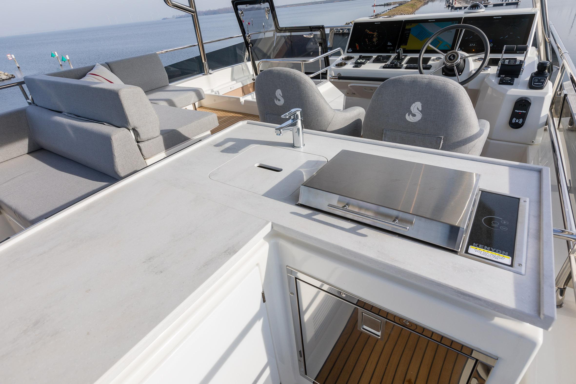 Yacht Photos Pics