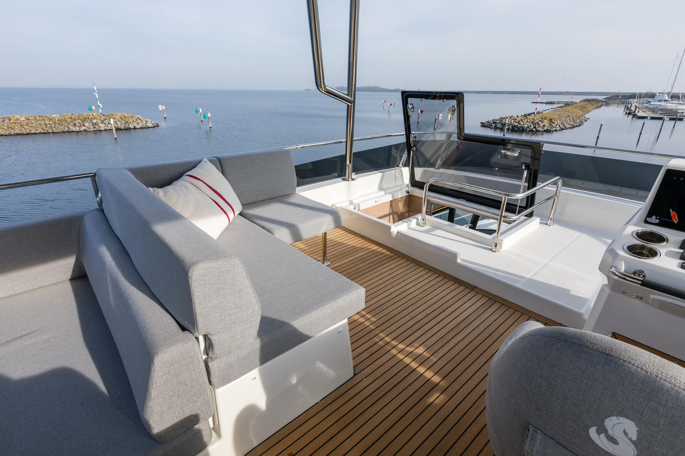 Yacht Photos Pics