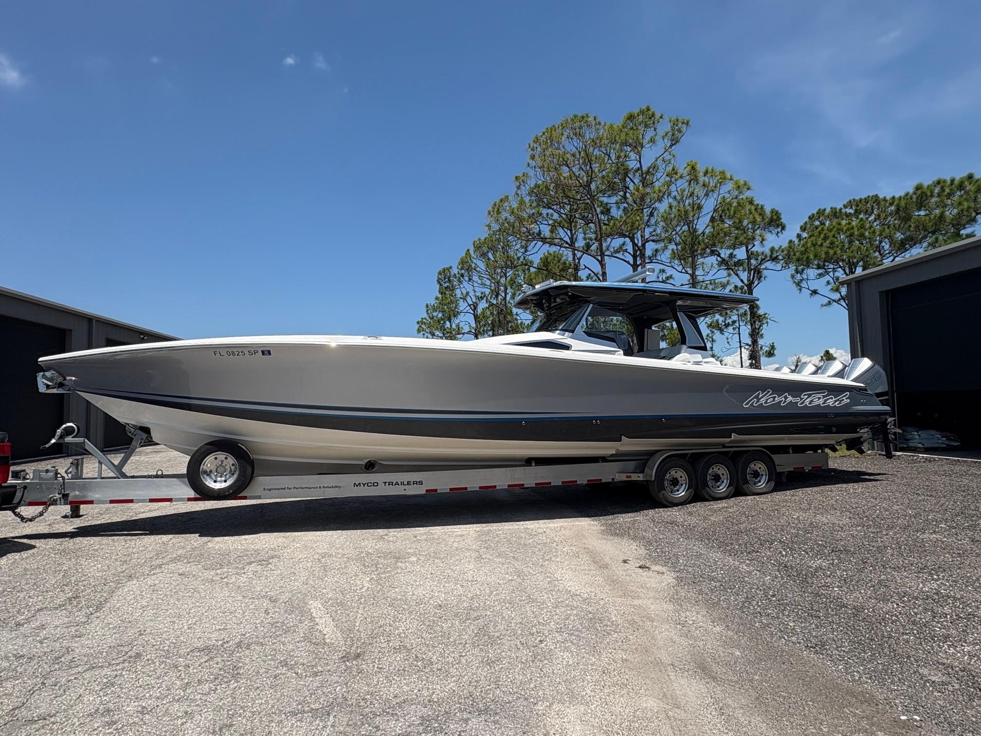 2020 Nor-Tech 450 Sport Center Console
