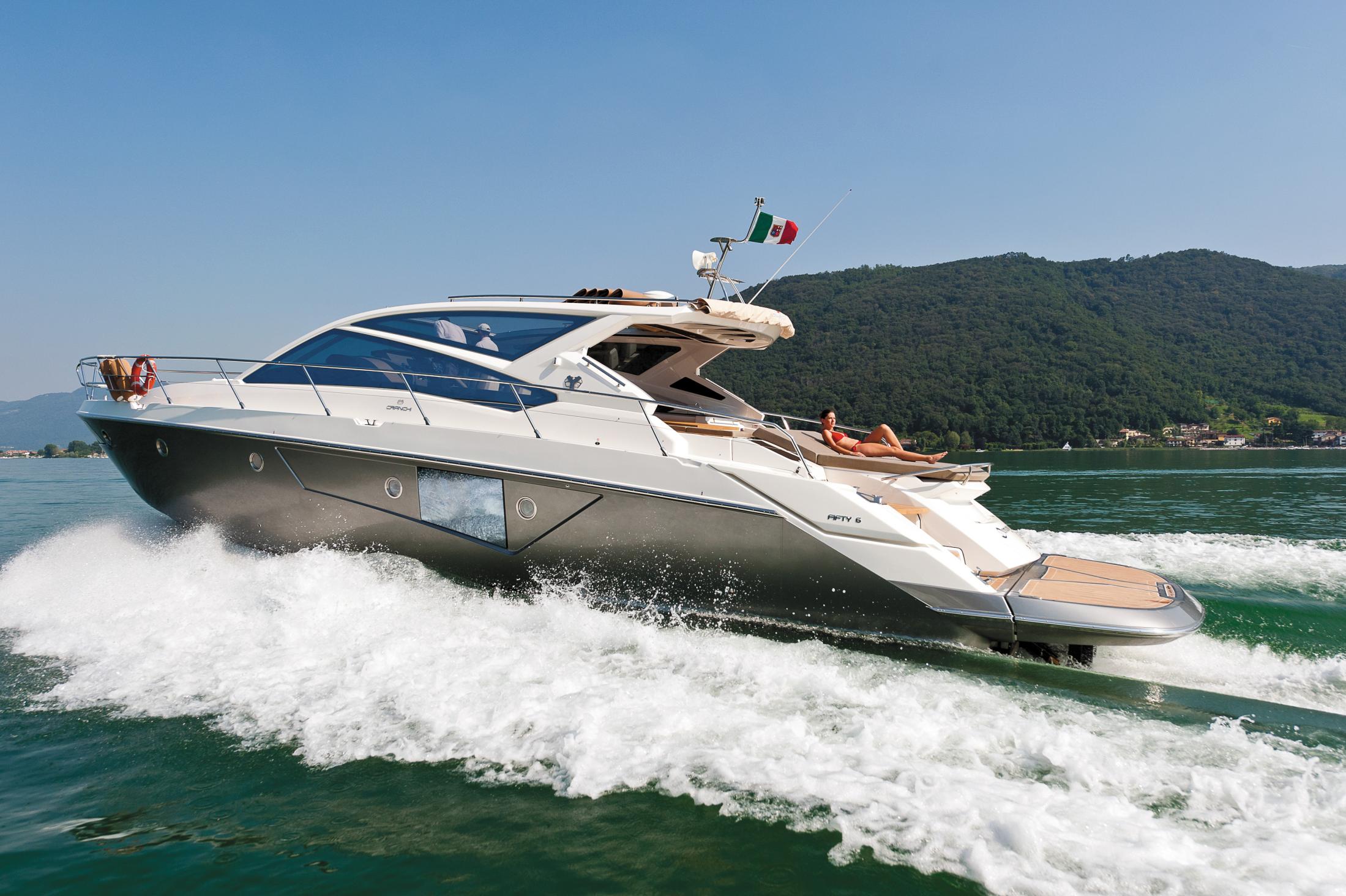 60′ Cranchi 2016 Yacht for Sale