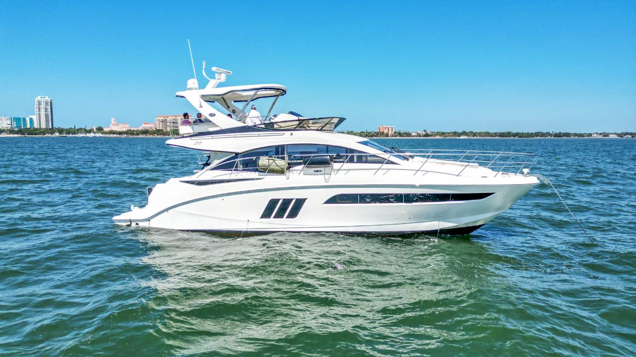 2015 Sea Ray 510 fly