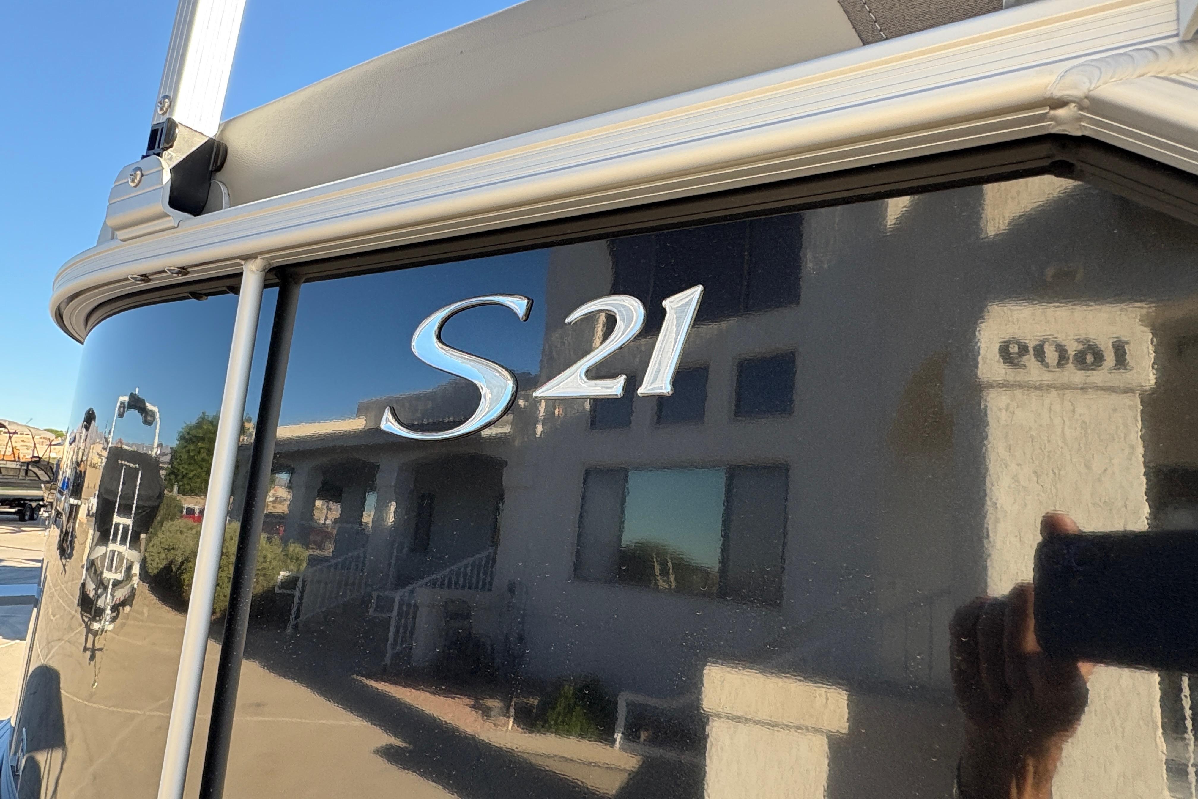 2025 Bennington 21 SSR #B7087G inventory image at Sun Country Marine Group, Irvine