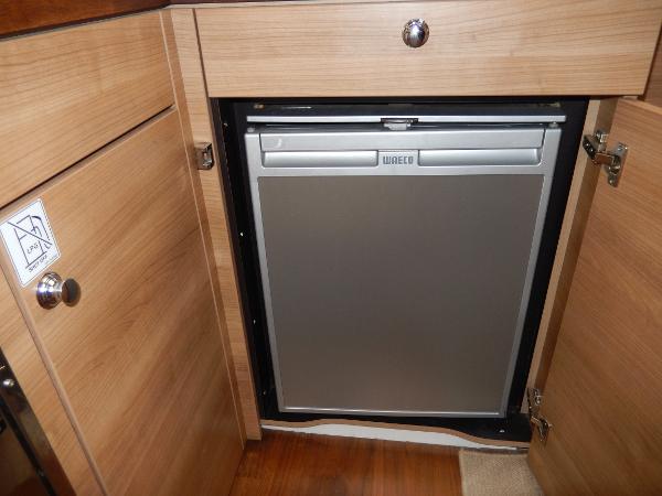 2012 Sealine SC35