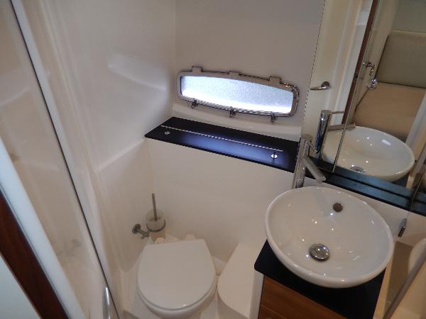 2012 Sealine SC35
