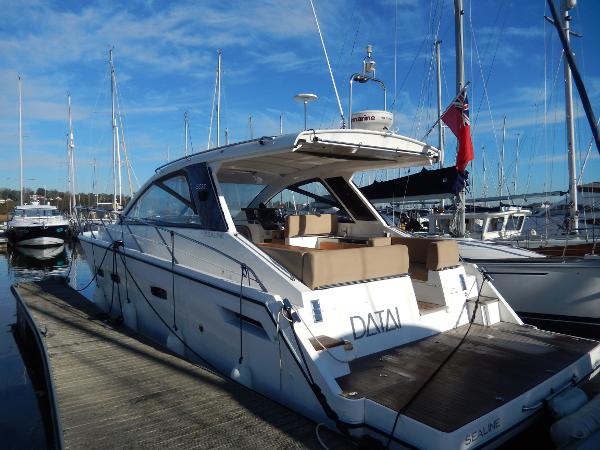 2012 Sealine SC35