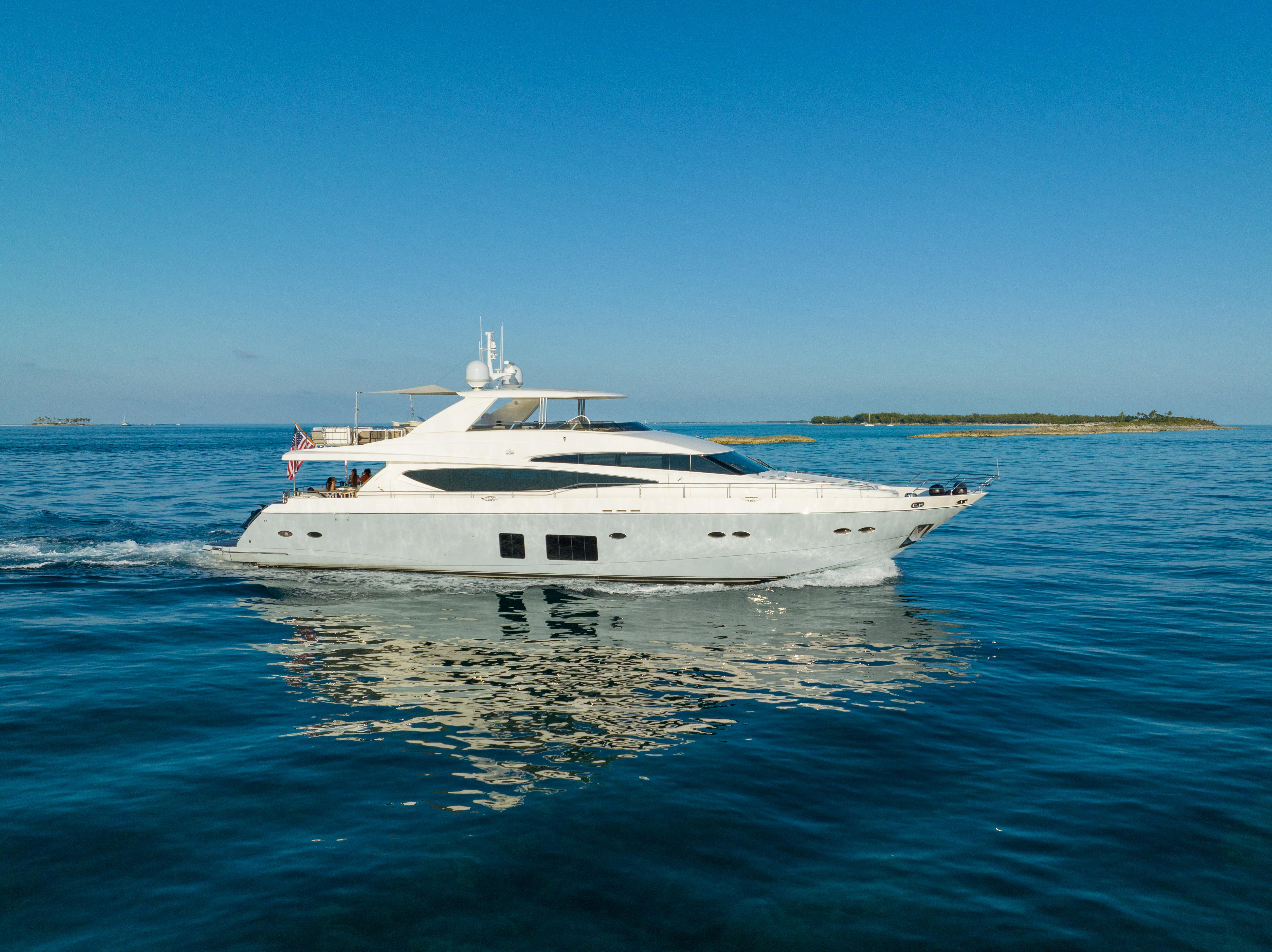 2011 Nassau 95 motor yacht