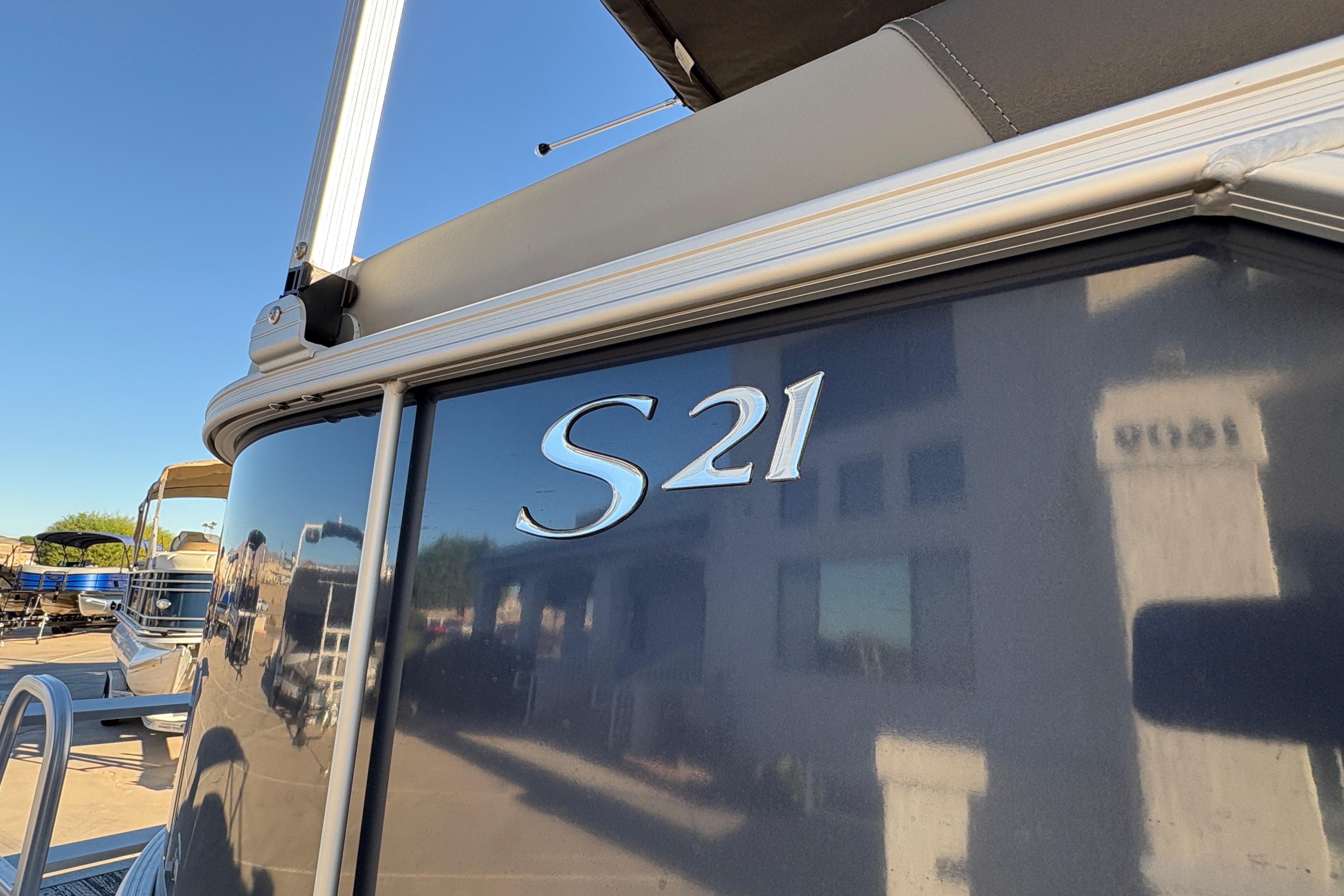 2026 Bennington 21 SSR #B7086G inventory image at Sun Country Marine Group, Lake Havasu City, AZ