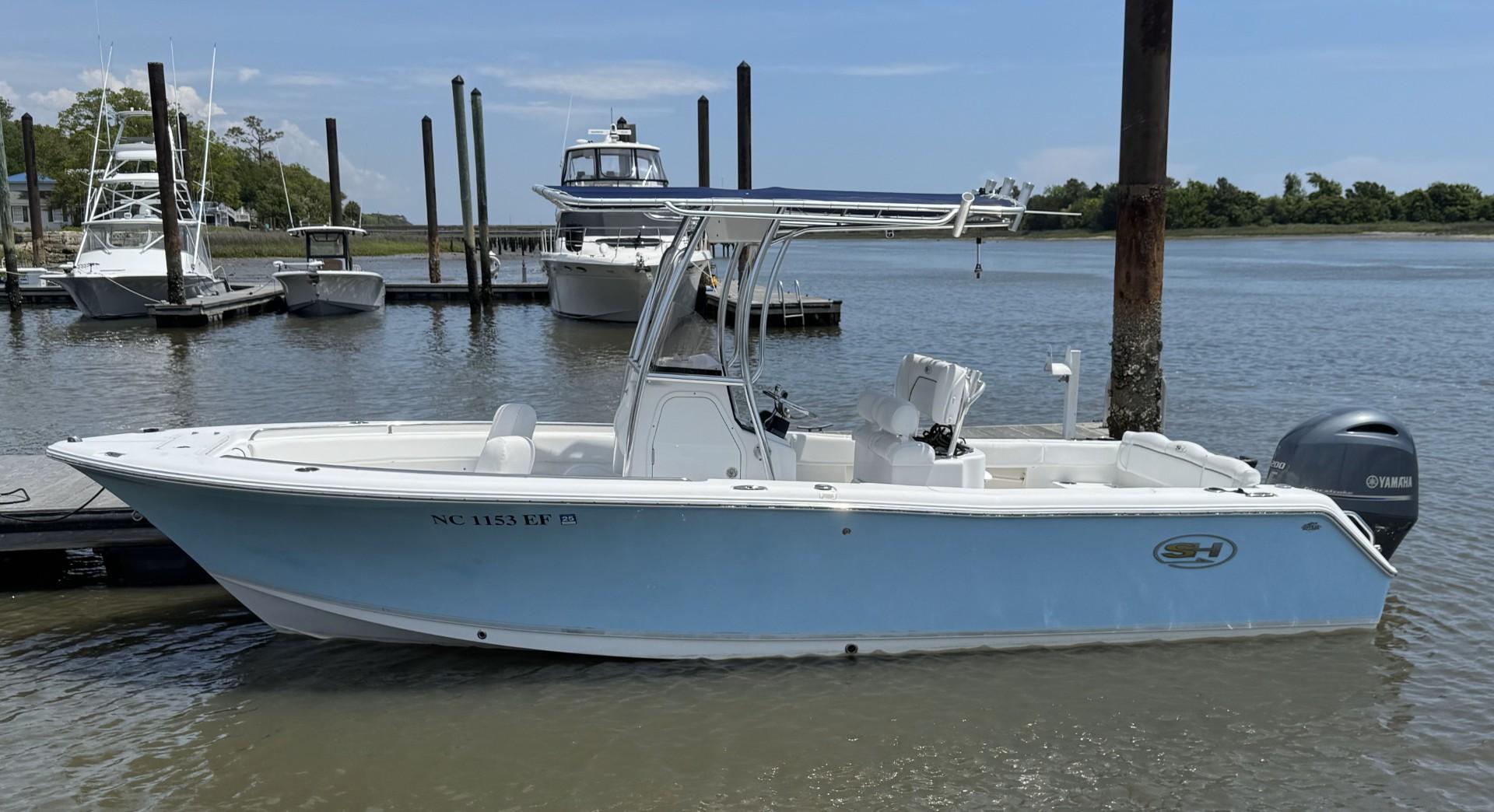 2017 Sea Hunt Ultra 234