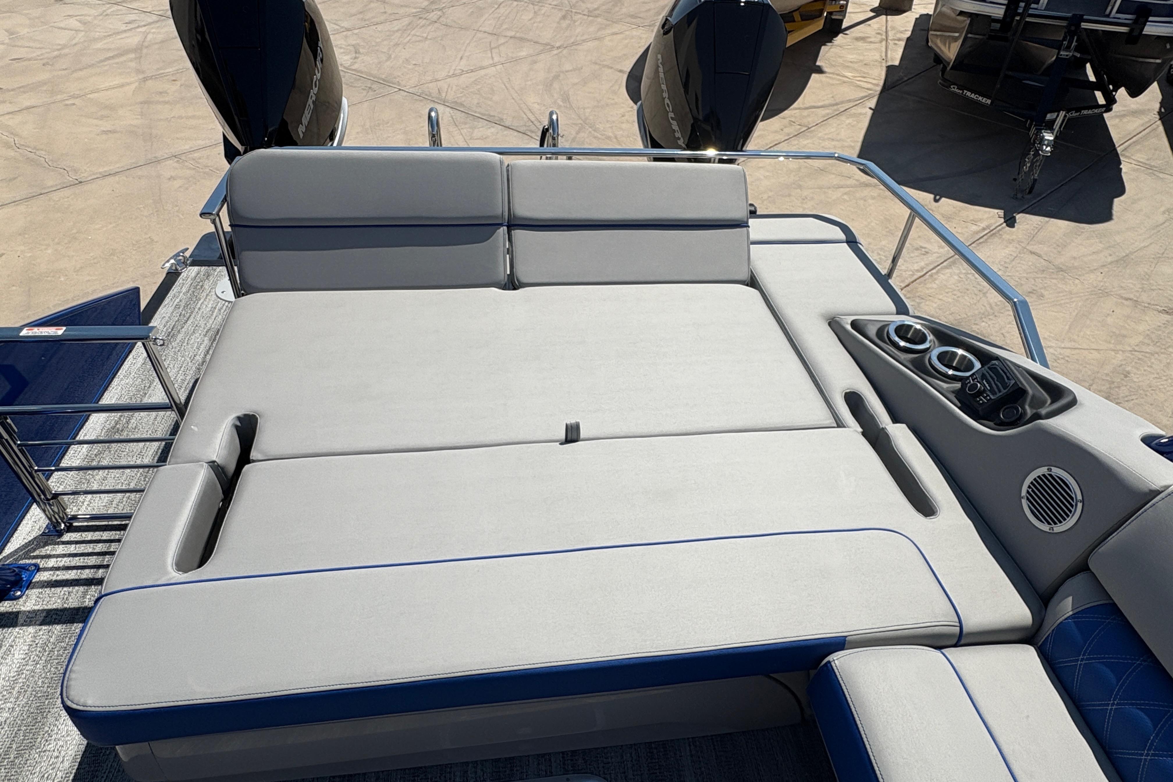 2026 Bennington 27 RXSBAT2 #B6273G inventory image at Sun Country Marine Group, Lake Havasu City, AZ