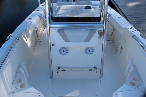 22' Boston Whaler, Listing Number 100913387, Image No. 18