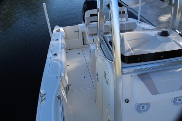 22' Boston Whaler, Listing Number 100913387, Image No. 23