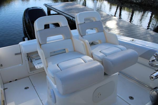 22' Boston Whaler, Listing Number 100913387, Image No. 26