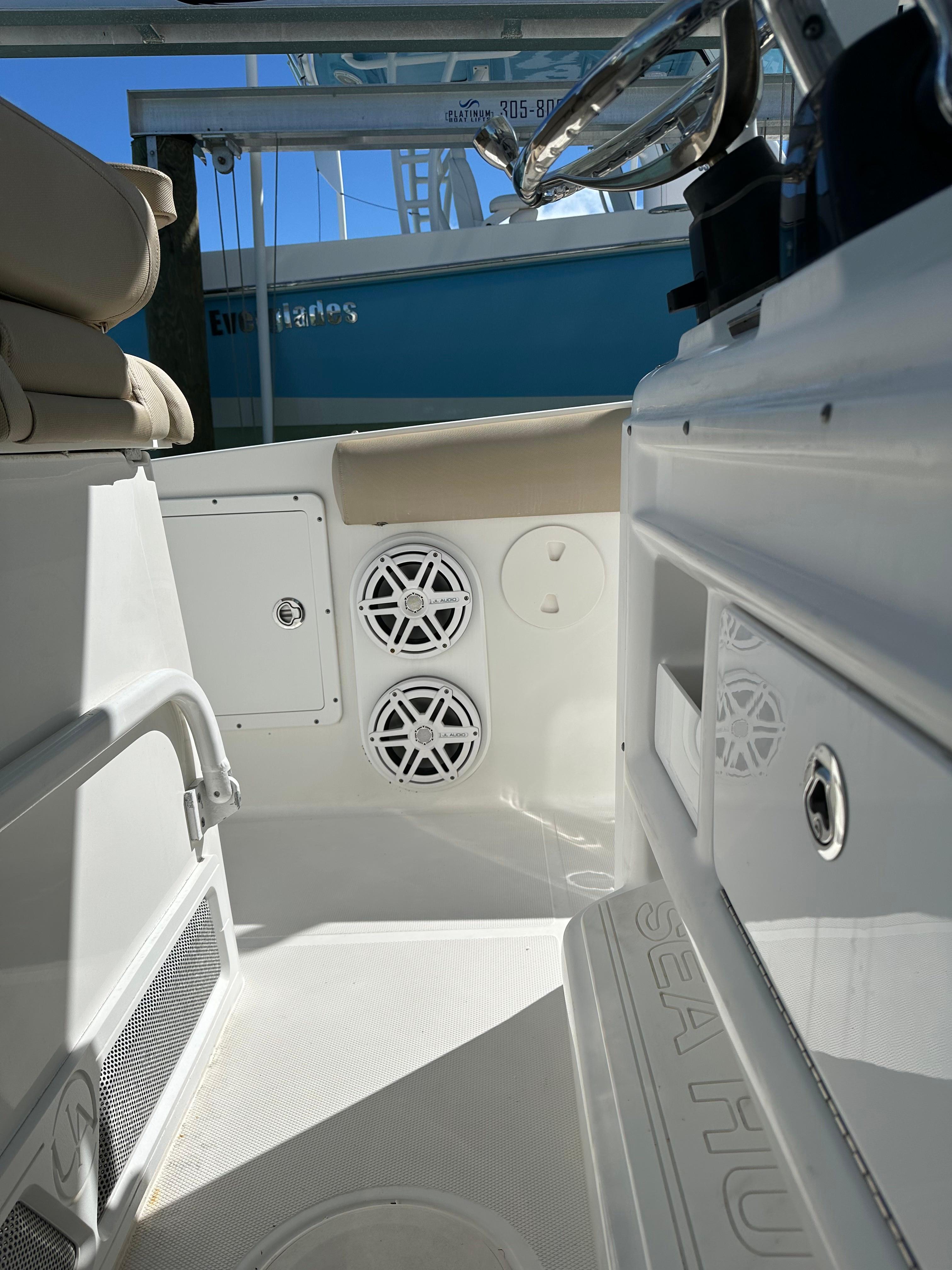 2015-sea-hunt-gamefish-30-power-9719307-20250318095744239-1_XLARGE