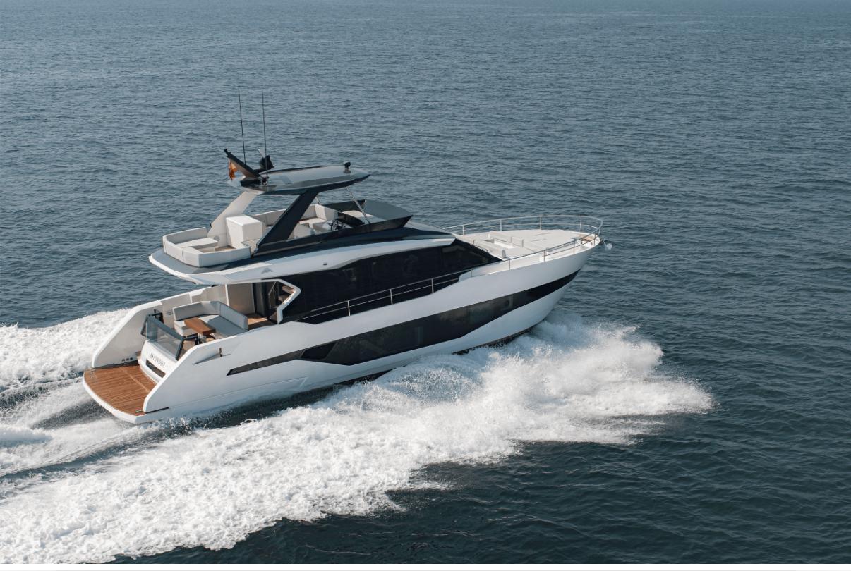 2025 Astondoa AS5