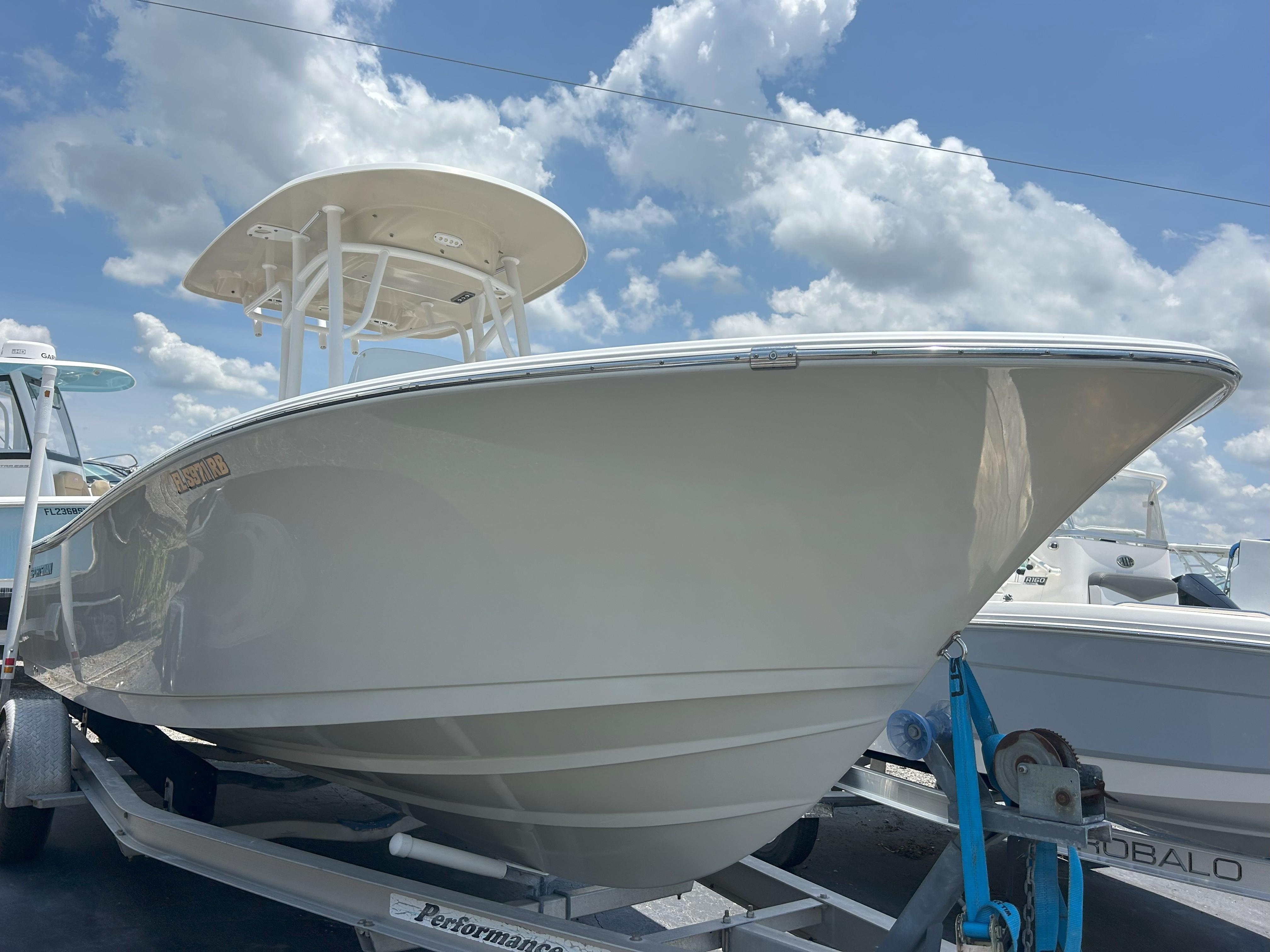 2016 Sportsman Open 232 Center Console