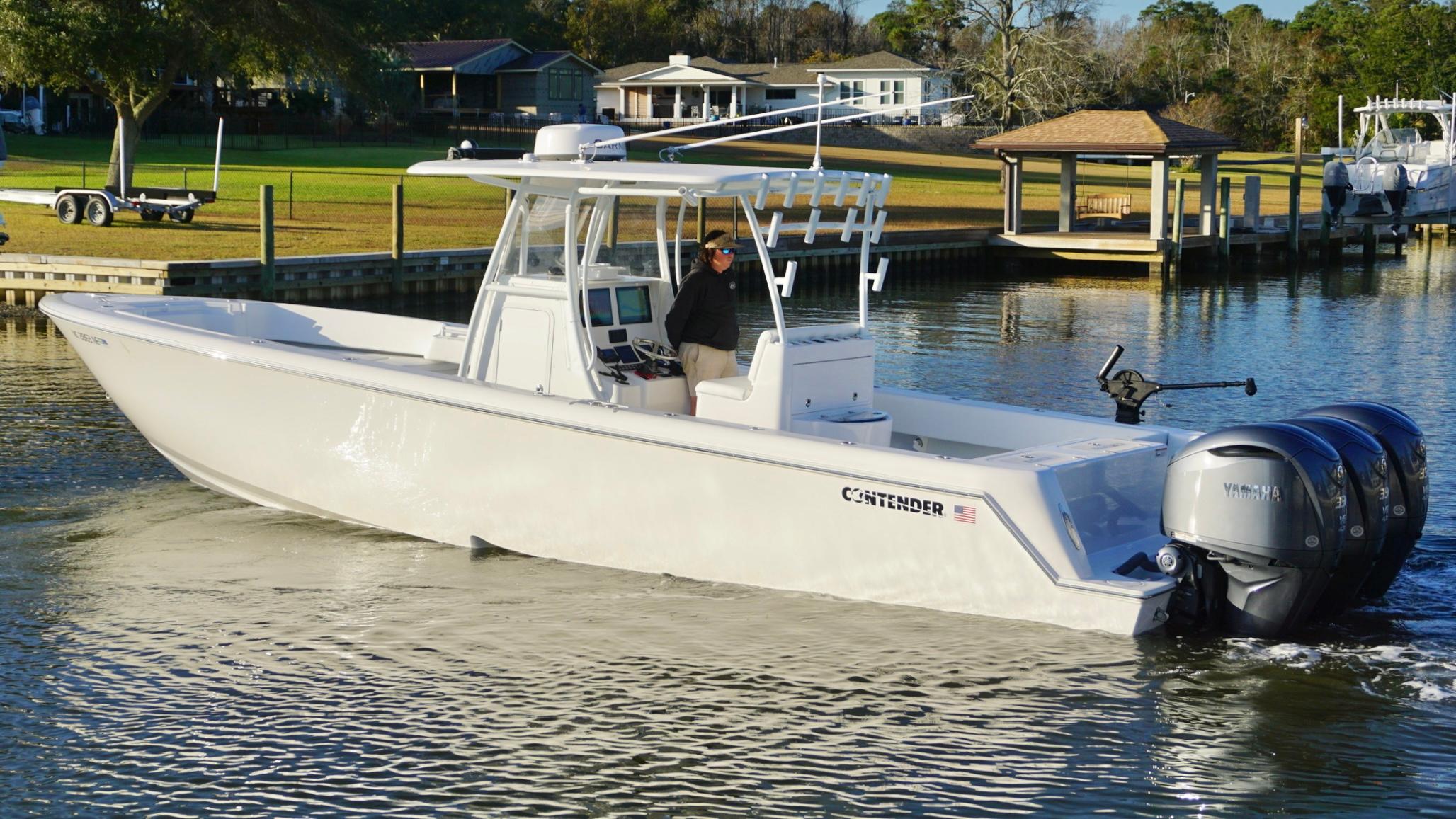2025 Contender 35 ST - Image 8