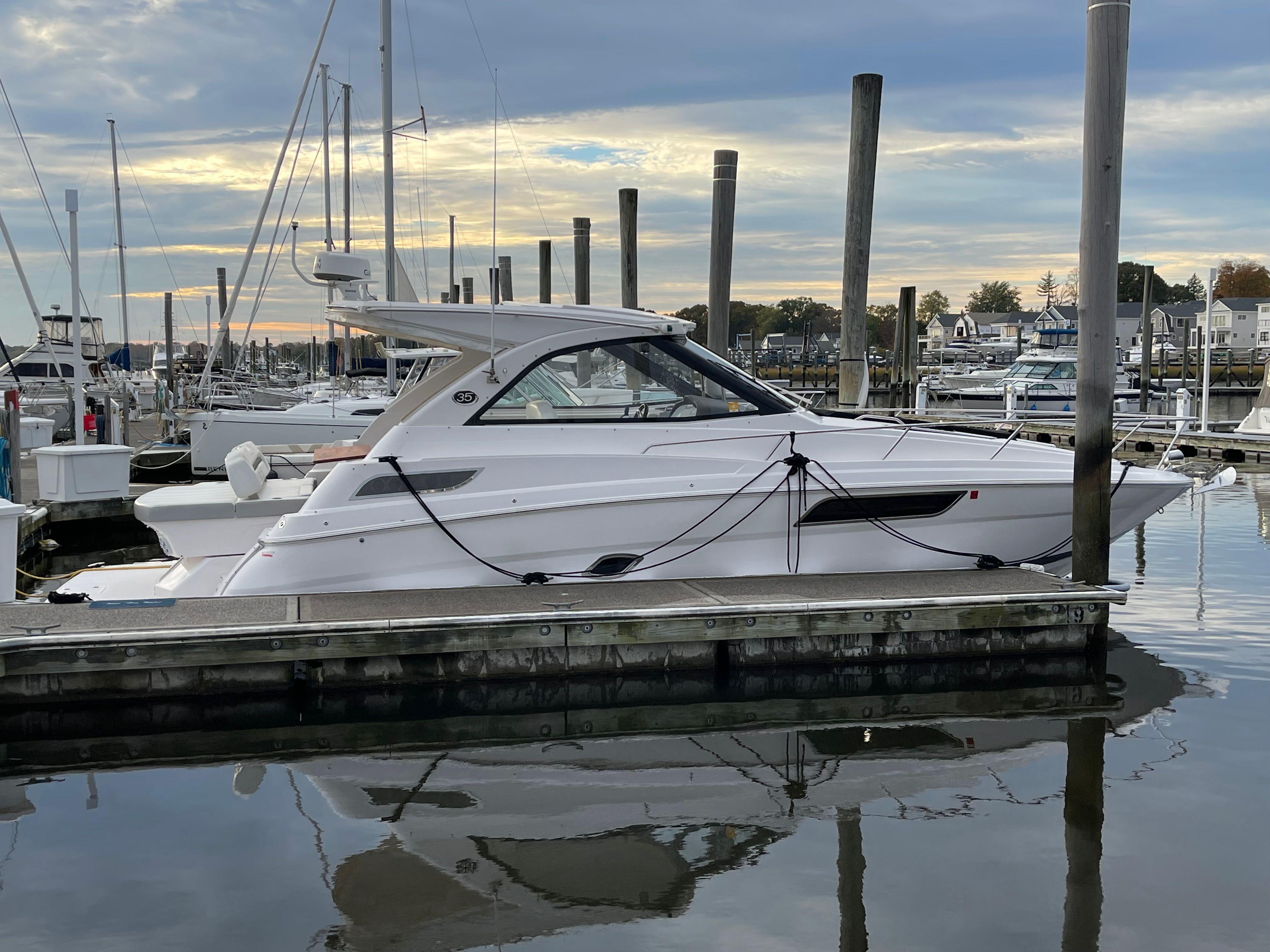 2021 Regal 35 Sport Coupe-12