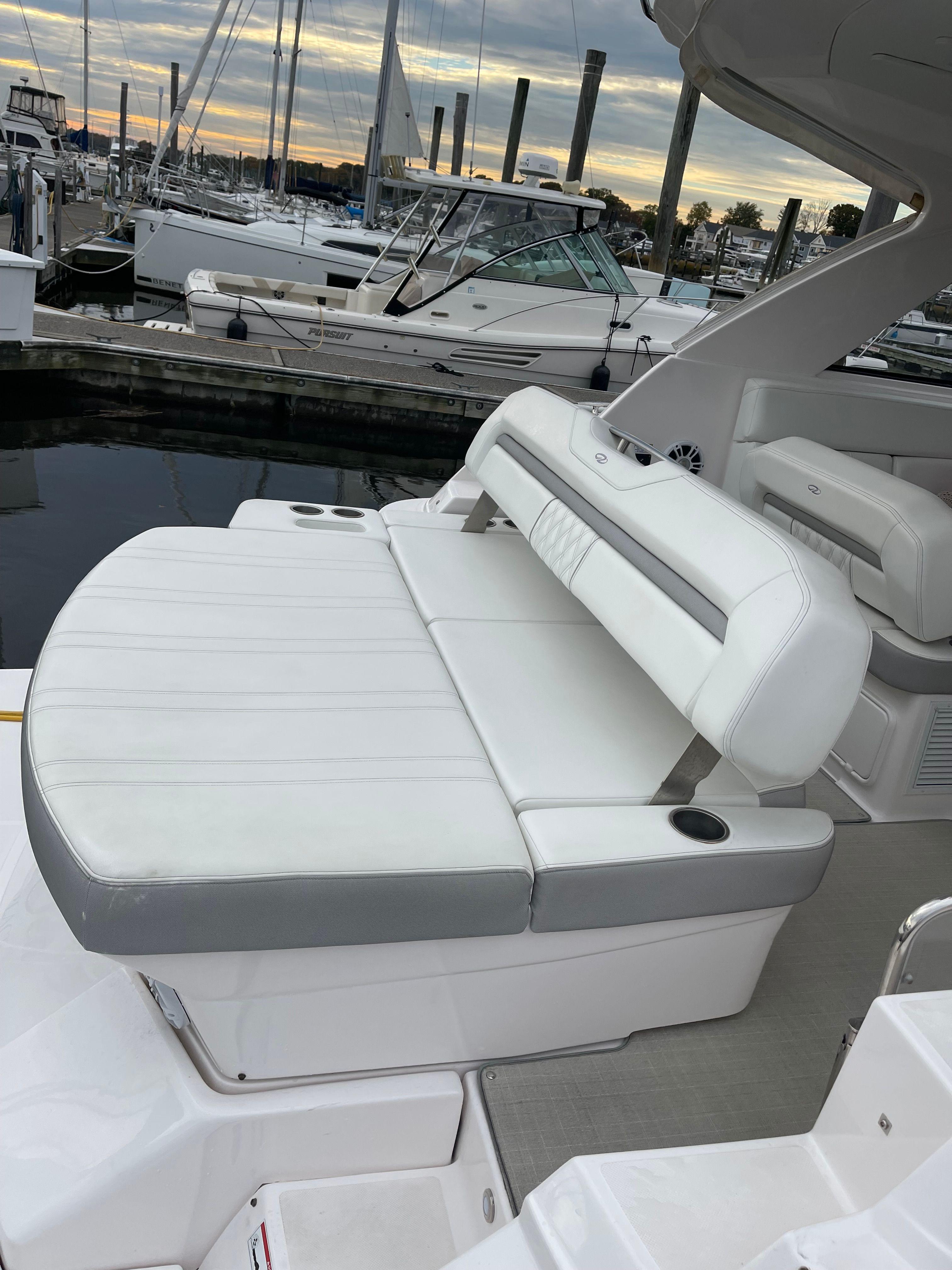 2021 Regal 35 Sport Coupe-58