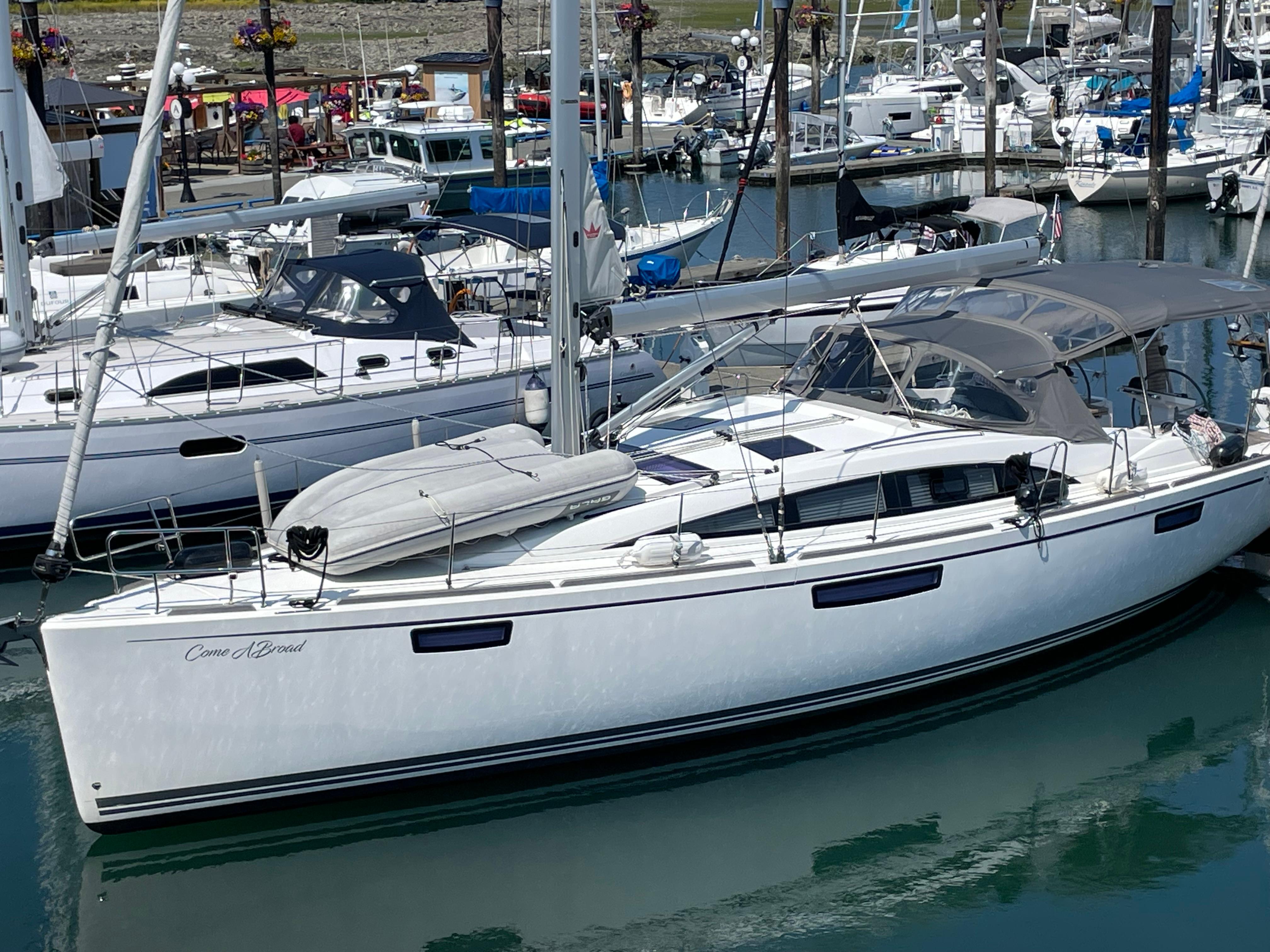 2019 Bavaria Vision 42