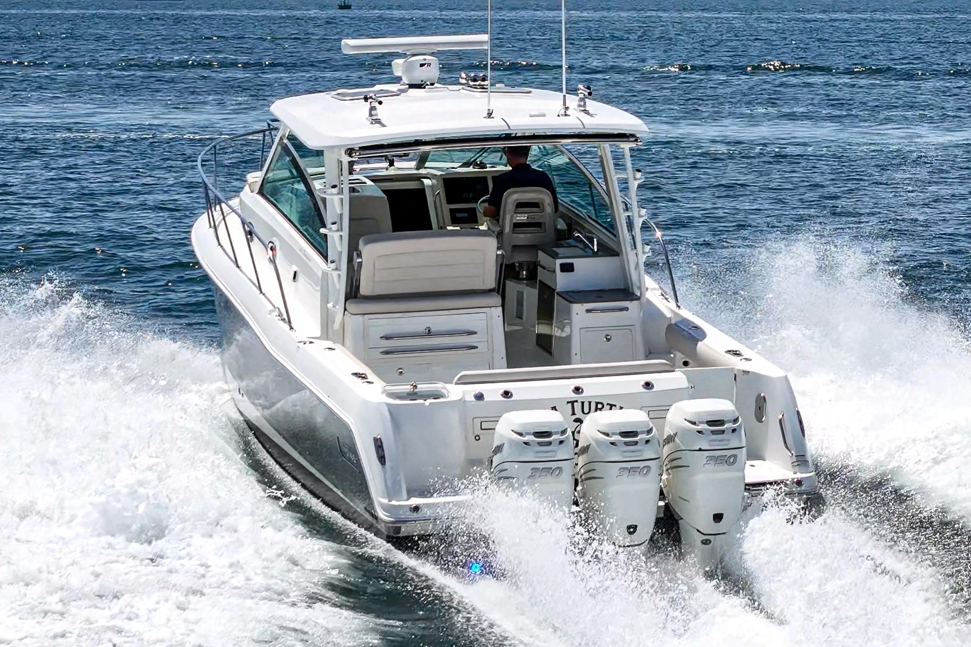 2020 Boston Whaler 345 Conquest #TBRM0091F-LLC inventory image at Sun Country Marine Group, San Diego Harbor Island 2020 Boston Whaler 345 Conquest #TBRM0091F-LLC inventory image at Sun Country Marine Group, San Diego Harbor Island