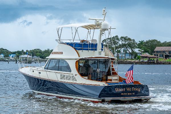 Photo of 2016 Hinckley 48'