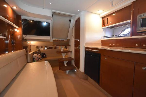 33' Sea Ray, Listing Number 100914420, - Photo No. 4