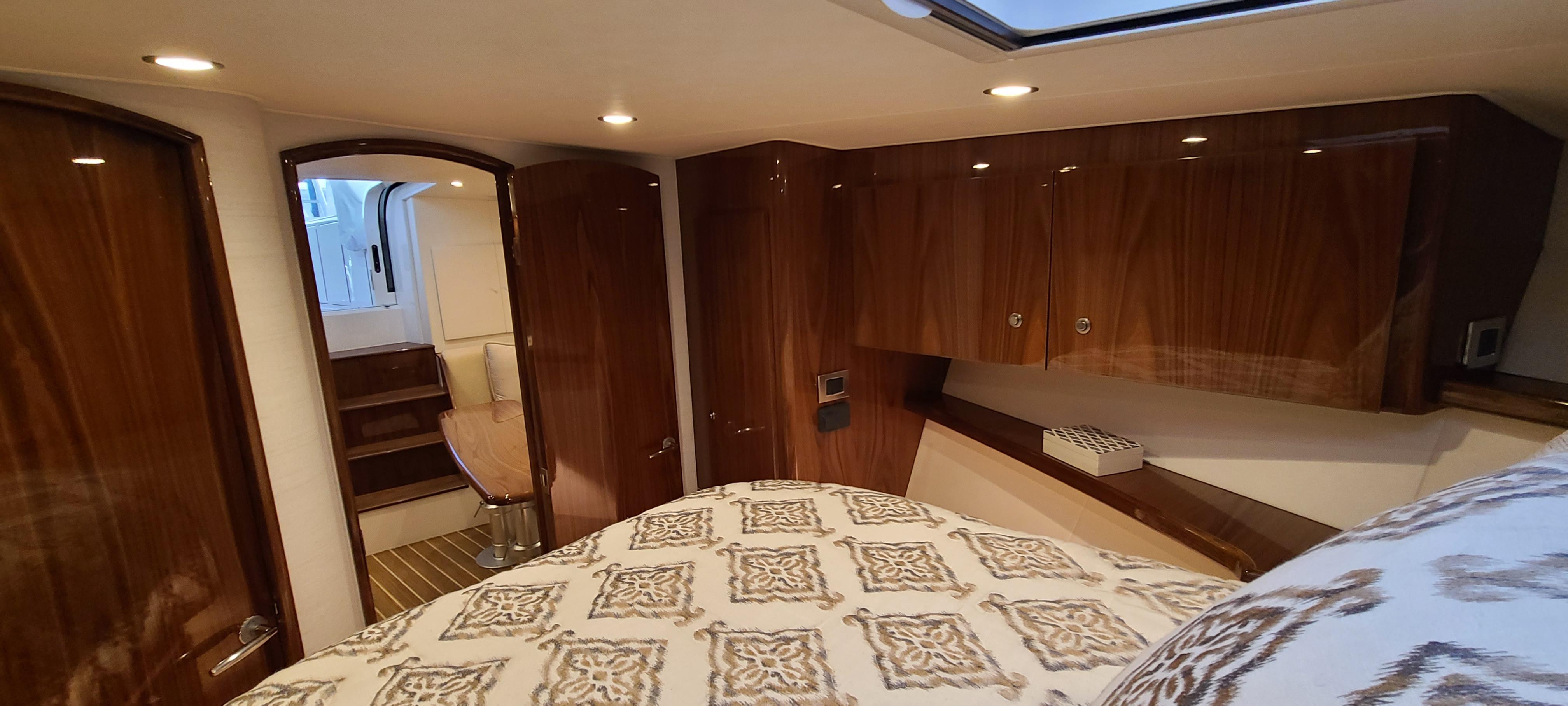 Huckleberry Yacht for Sale 44 Viking Yachts St. Clair Shores, MI