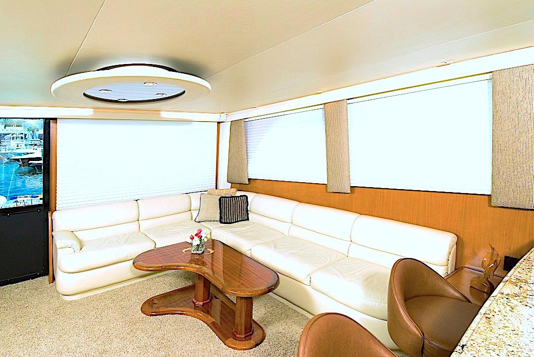 1998 72 Viking Enclosed Bridge Crown Royal Salon