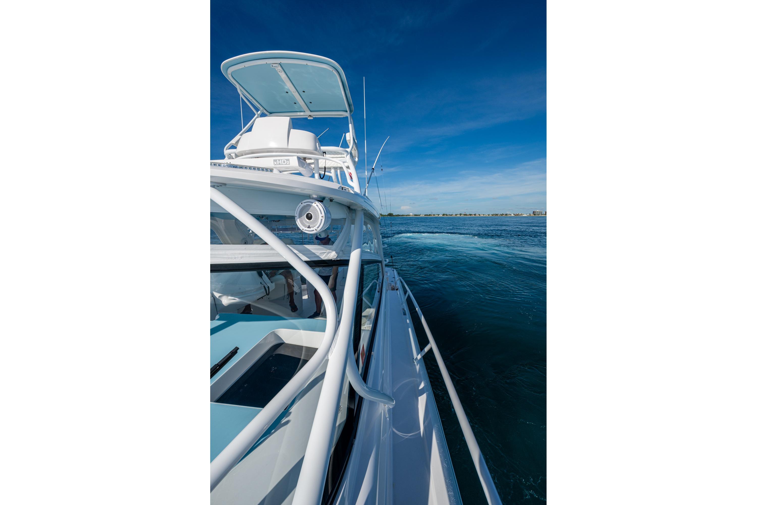 Boat image 21