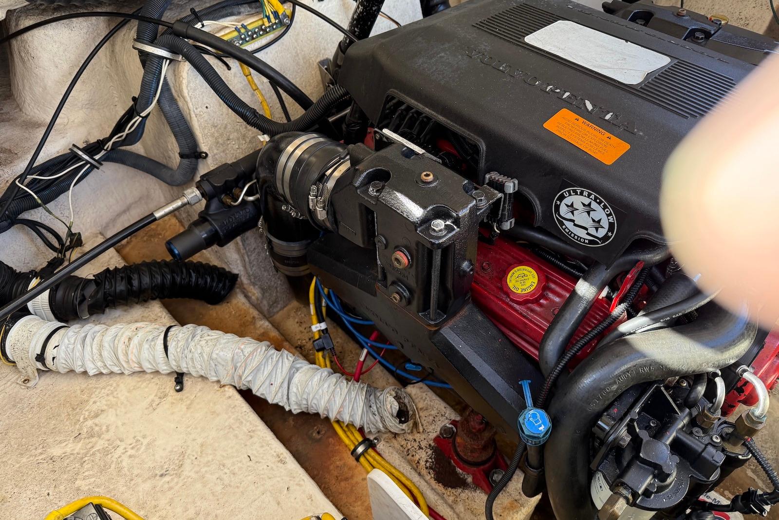 M 10506 TW Knot 10 Yacht Sales M 10506 TW Knot 10 Yacht Sales