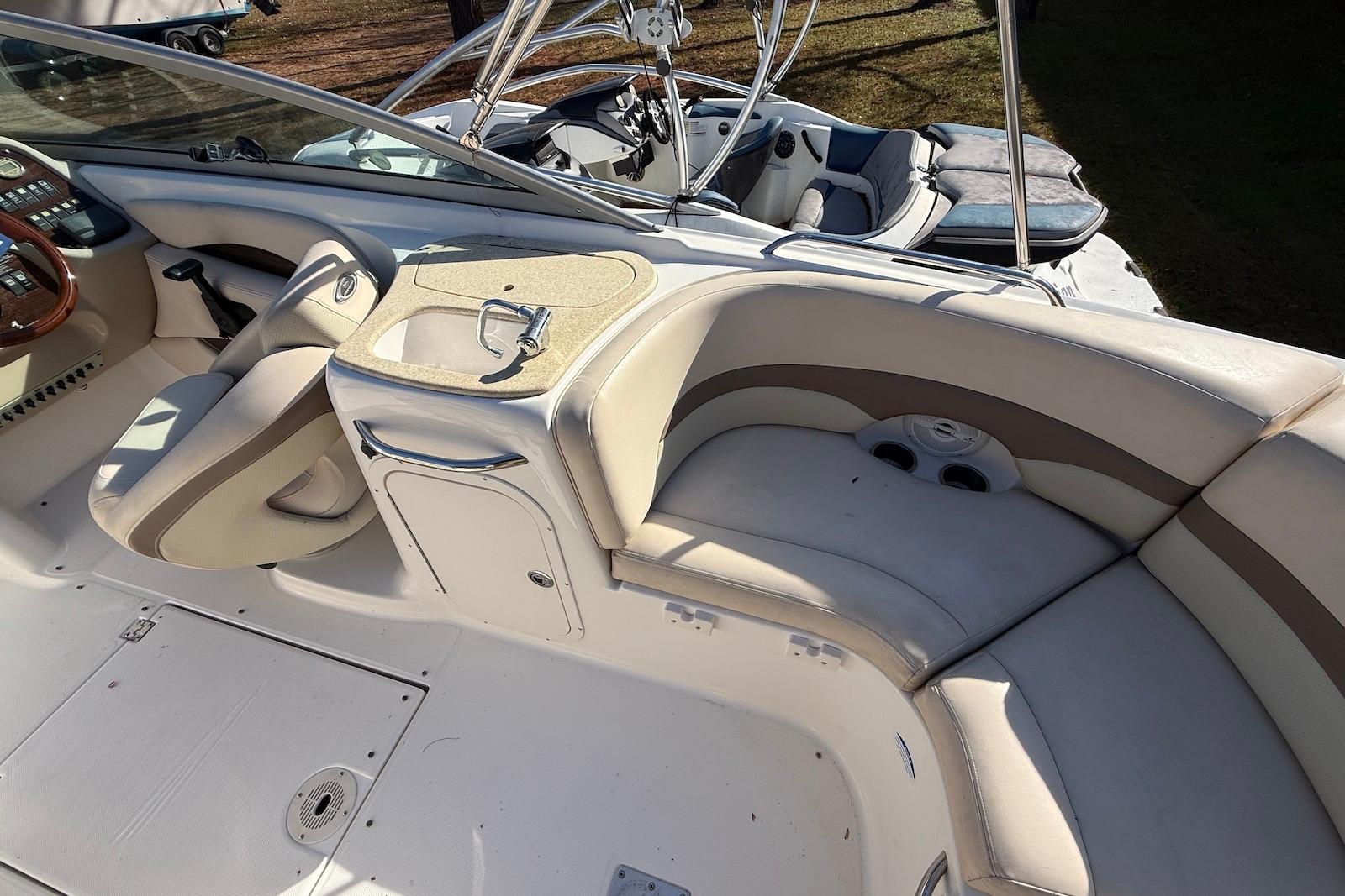 M 10506 TW Knot 10 Yacht Sales M 10506 TW Knot 10 Yacht Sales