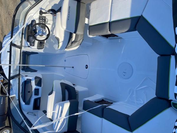 2021 Tahoe boat for sale, model of the boat is 210 S & Image # 100 of 102