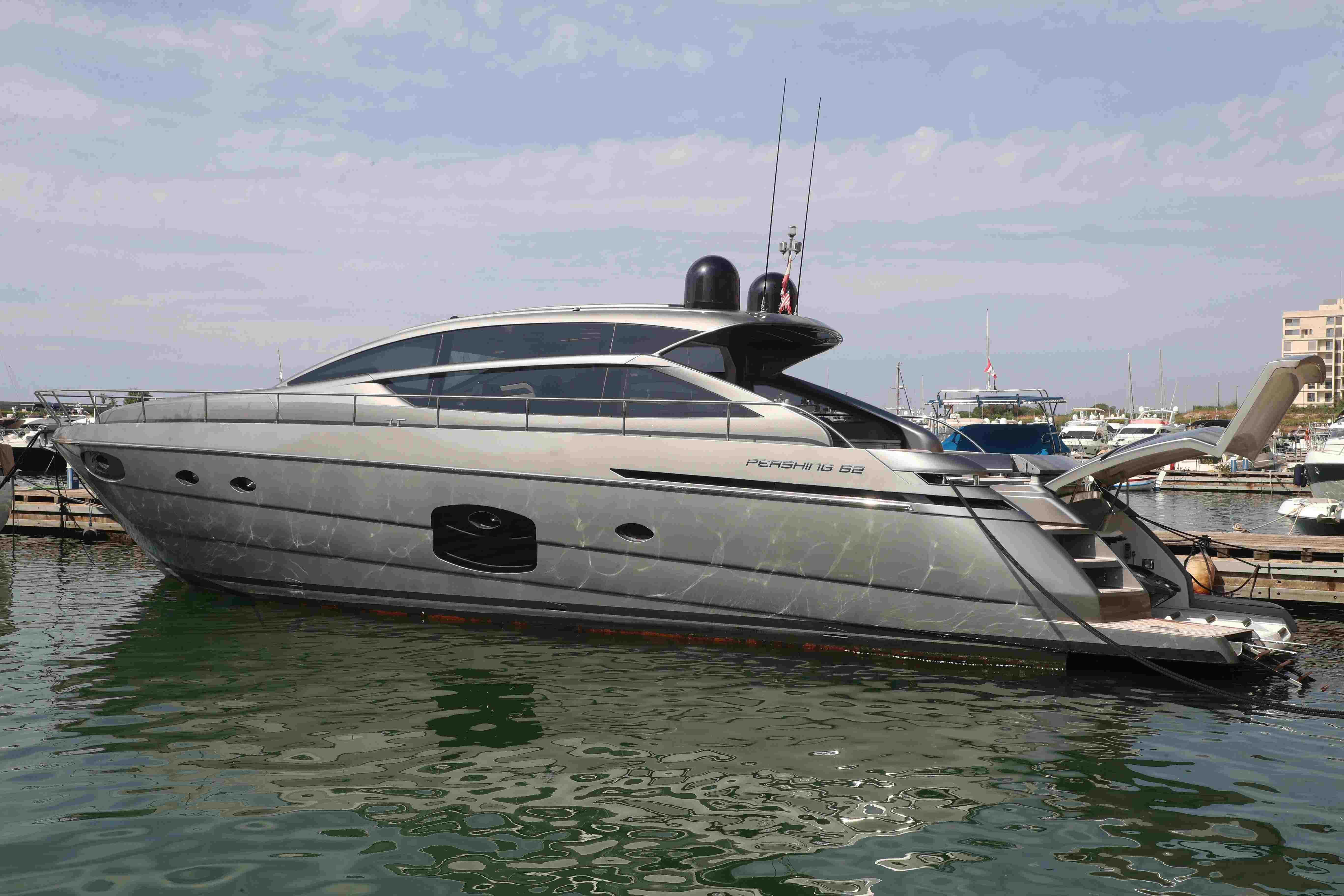 2014 Pershing 62