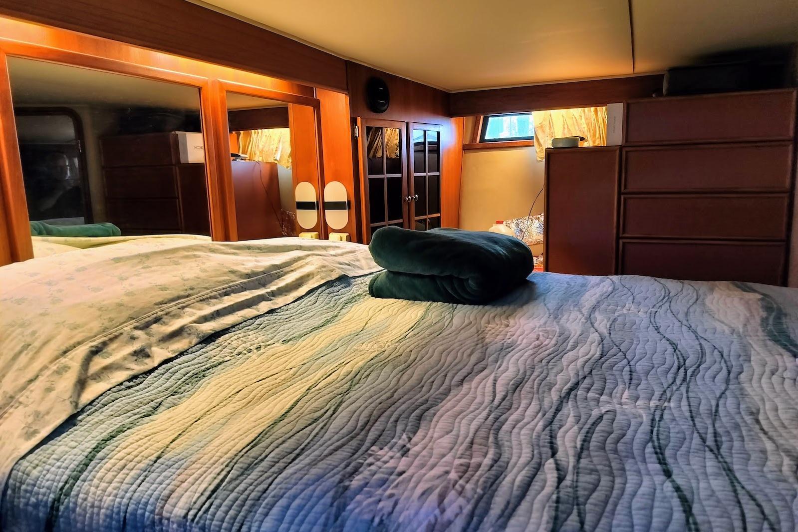 M 10507 NN Knot 10 Yacht Sales M 10507 NN Knot 10 Yacht Sales