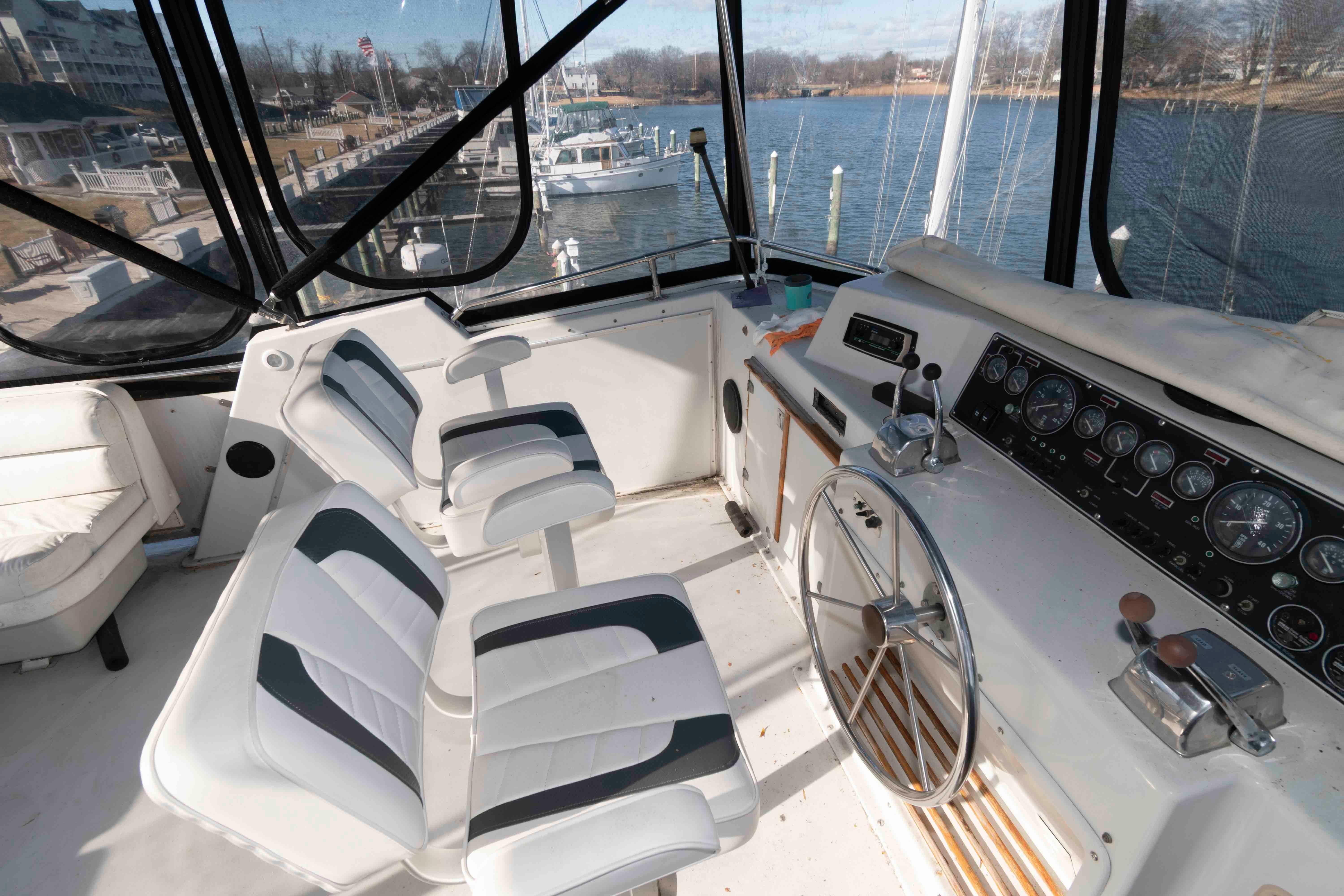 M 10507 NN Knot 10 Yacht Sales M 10507 NN Knot 10 Yacht Sales