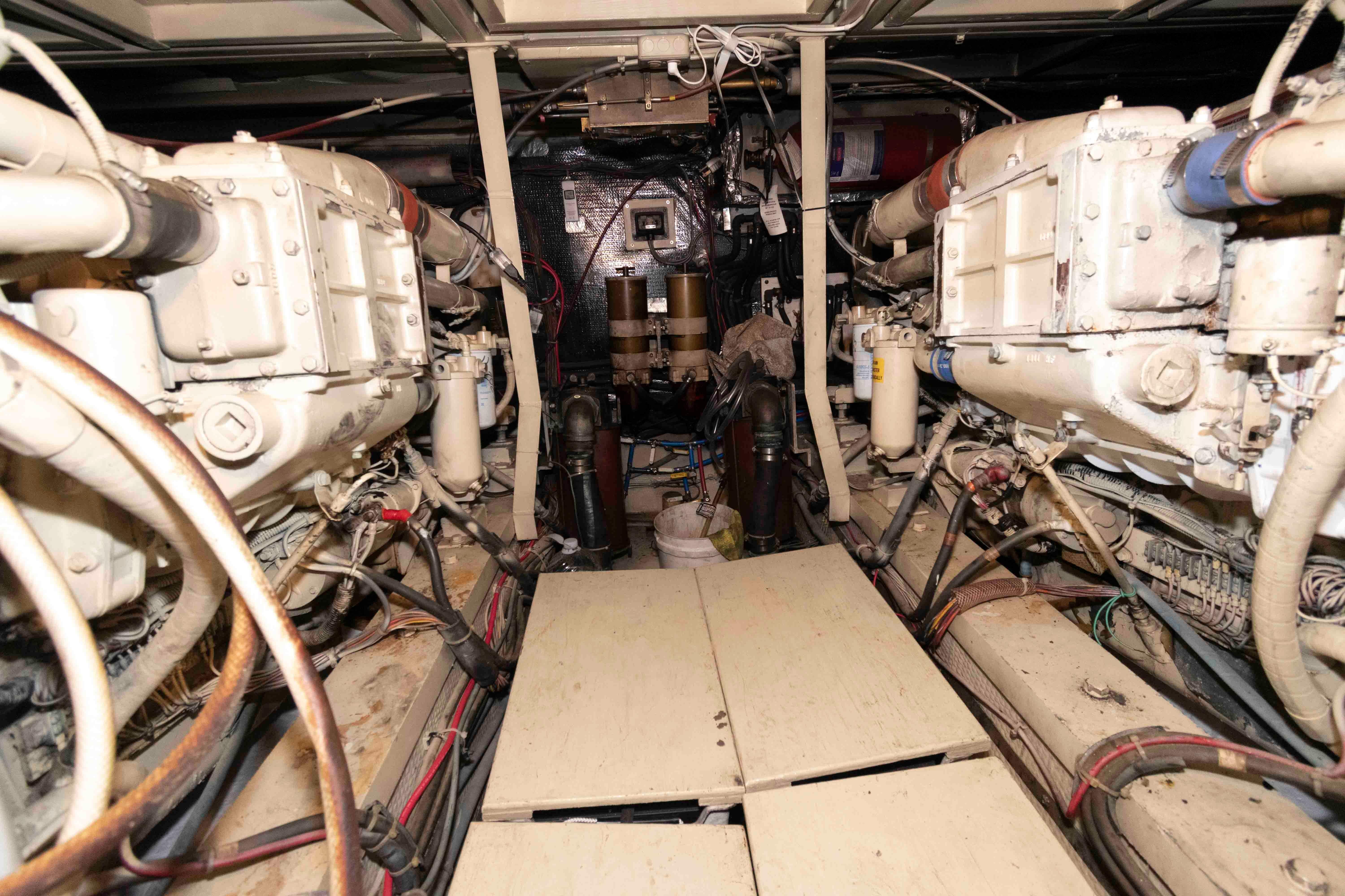 M 10507 NN Knot 10 Yacht Sales M 10507 NN Knot 10 Yacht Sales