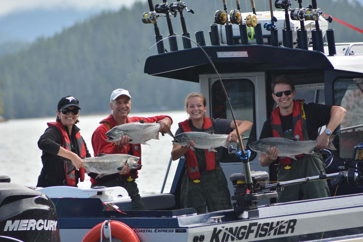 2026 KingFisher 2825 Coastal Express Gallery