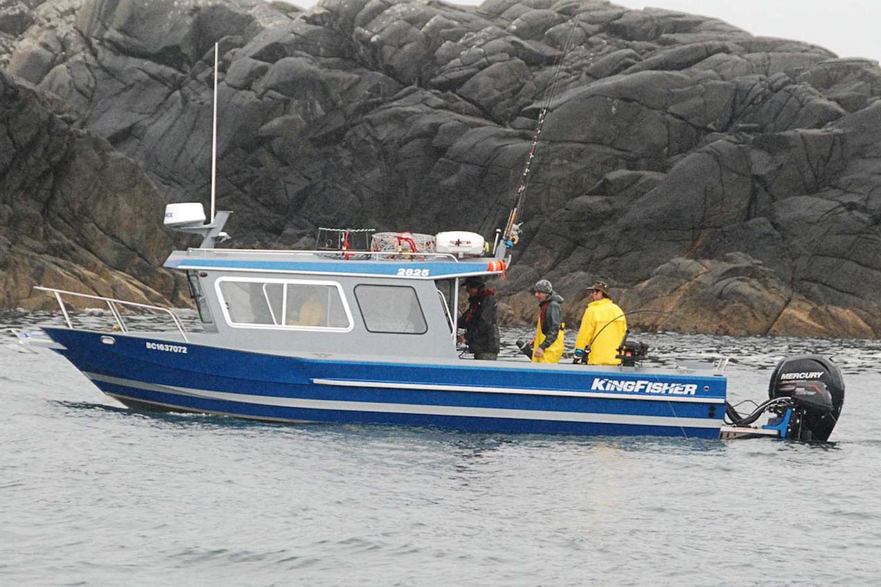 2026 KingFisher 2825 Coastal Express Gallery