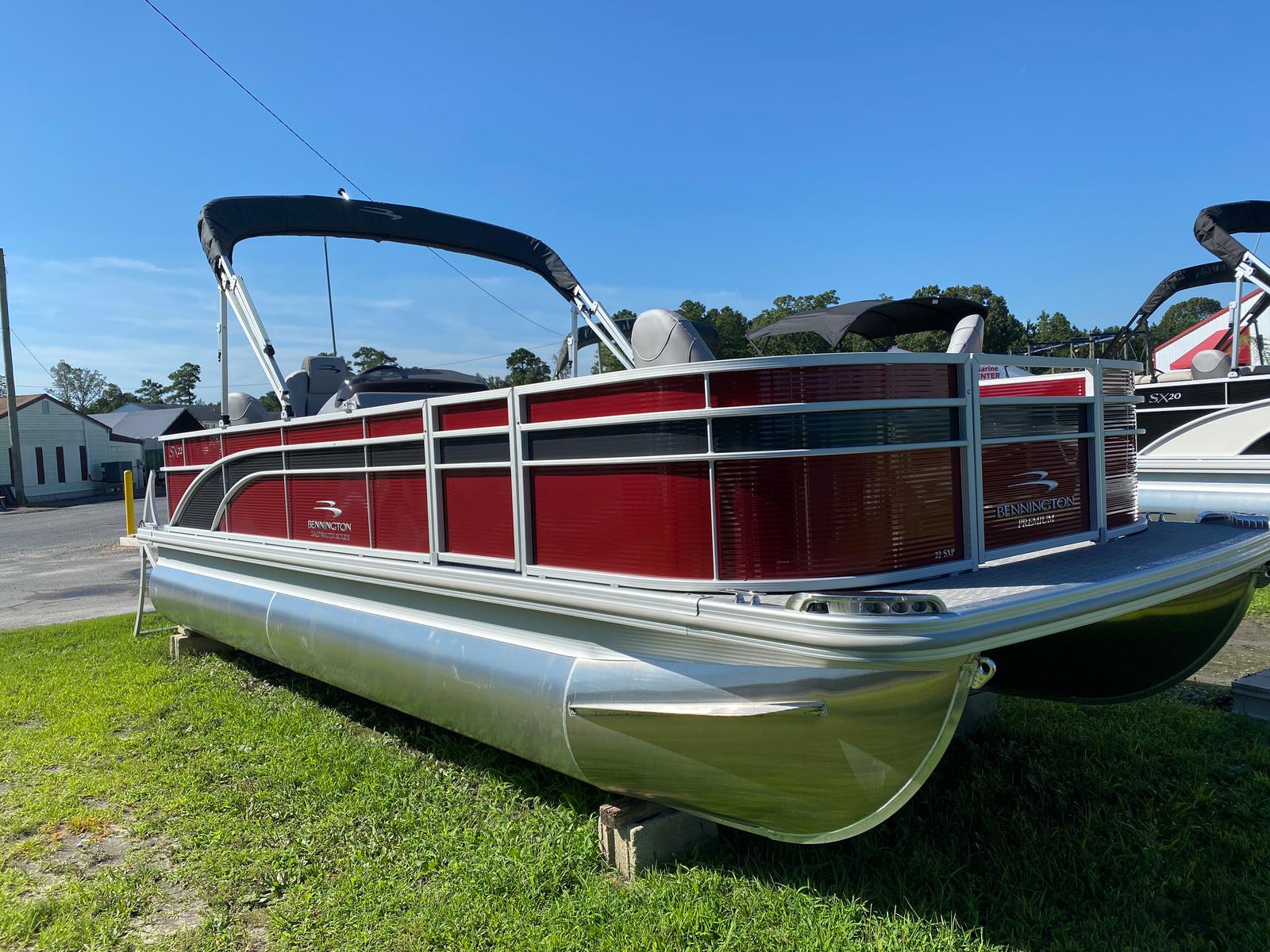2020 Bennington boat for sale, model of the boat is 22 SFXAPGP - Dual Stern Gates & Image # 1 of 12