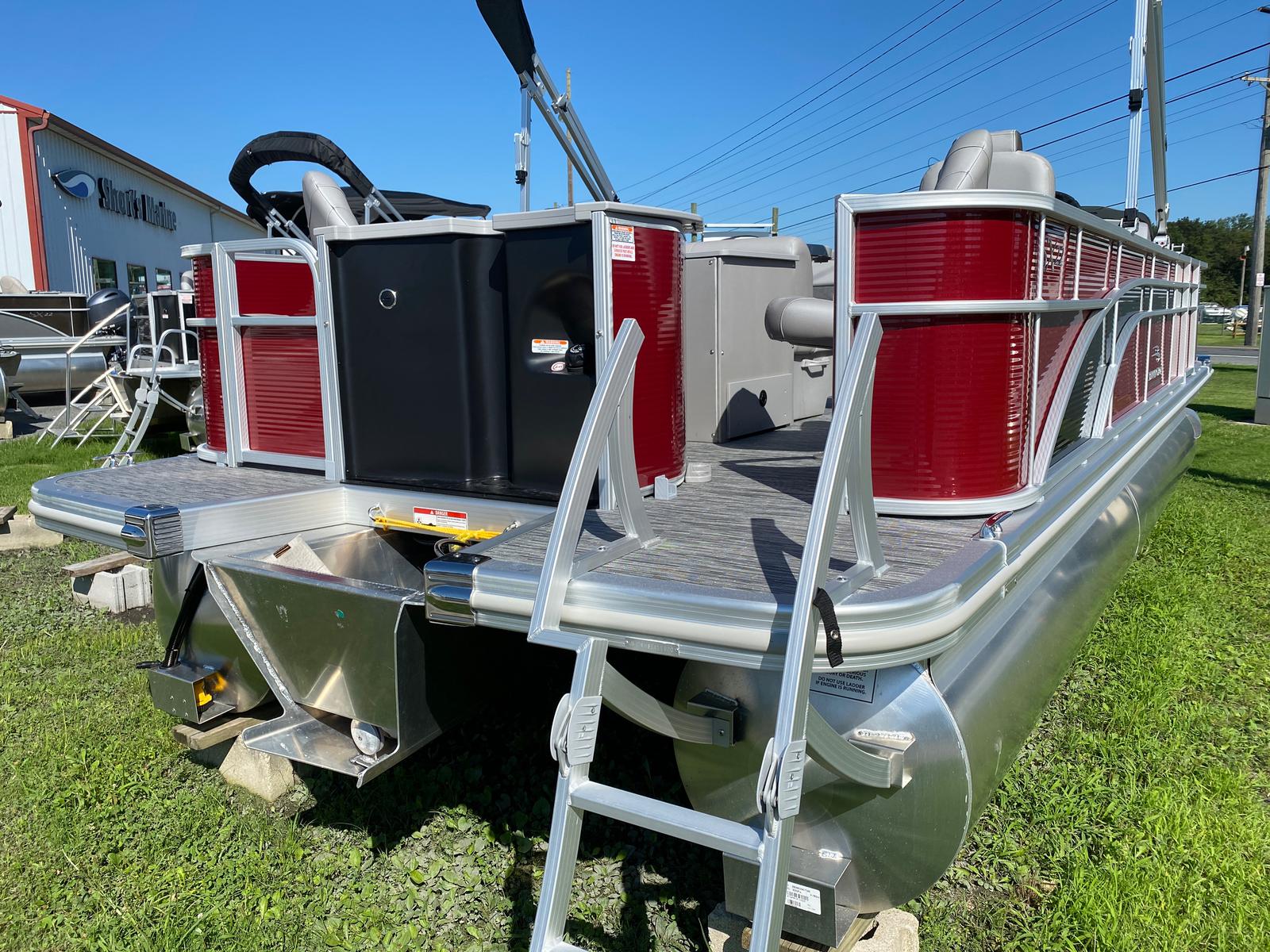 2020 Bennington boat for sale, model of the boat is 22 SFXAPGP - Dual Stern Gates & Image # 6 of 12