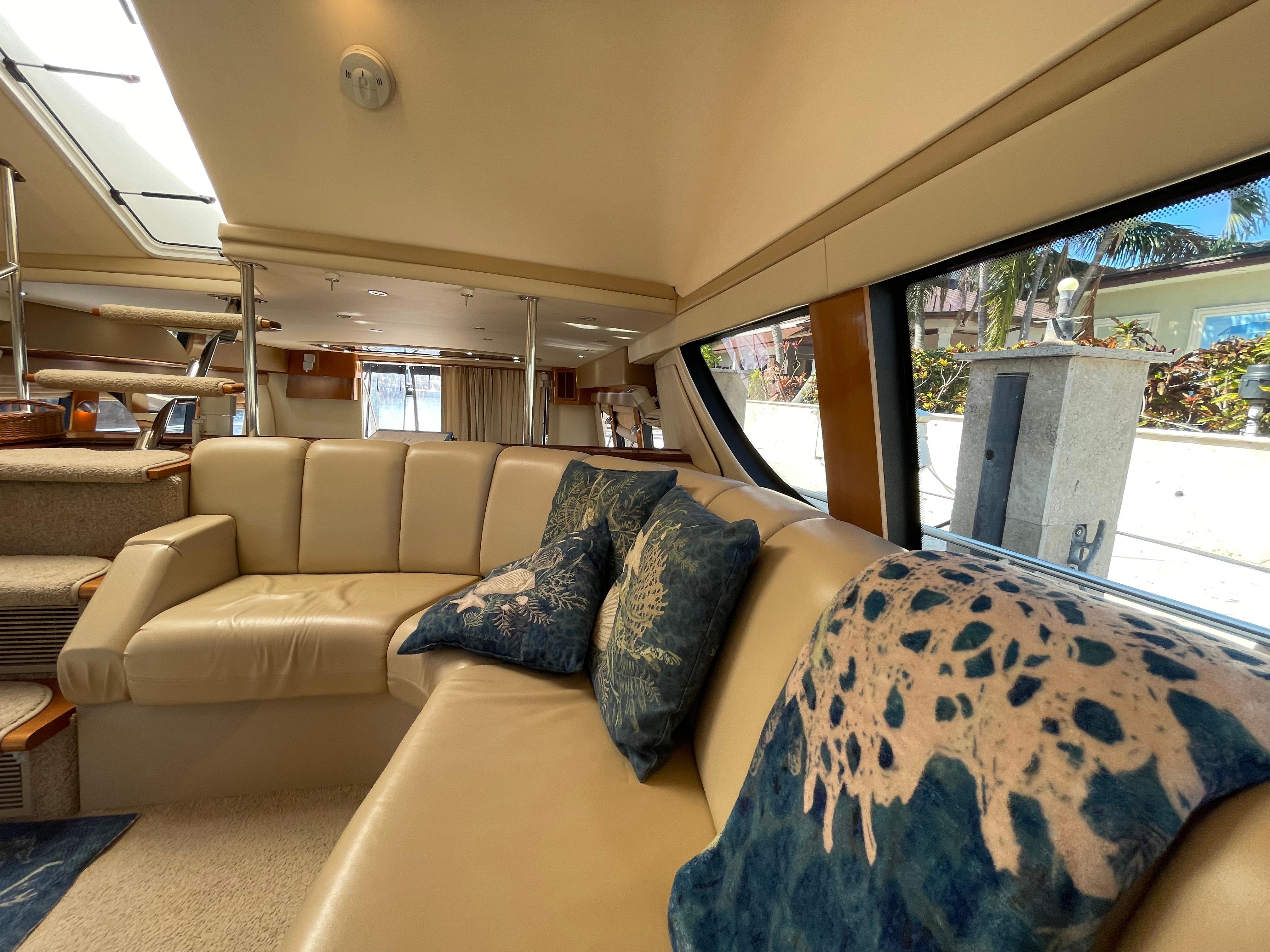 Carver-56 Voyager 2005-Just A Dream FL-US-Luxurious interior of 2005 Carver 56 Voyager yacht with plush seating and decorative pillows.-9669425 | Thumbnail