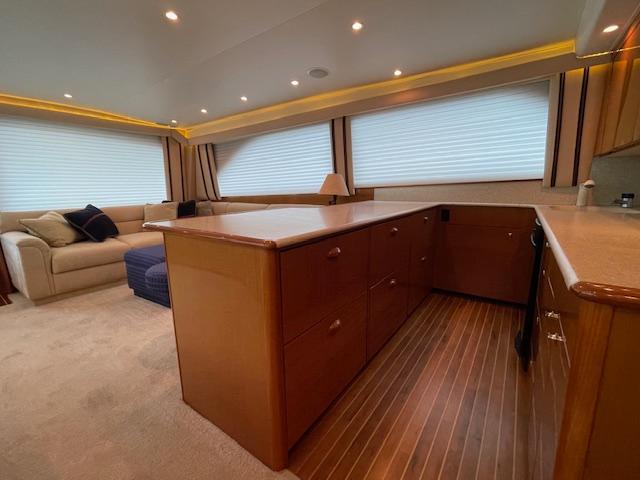 Fish Tank Yacht Photos Pics Viking 61 FISH TANK - Galley Counters & Cabinets