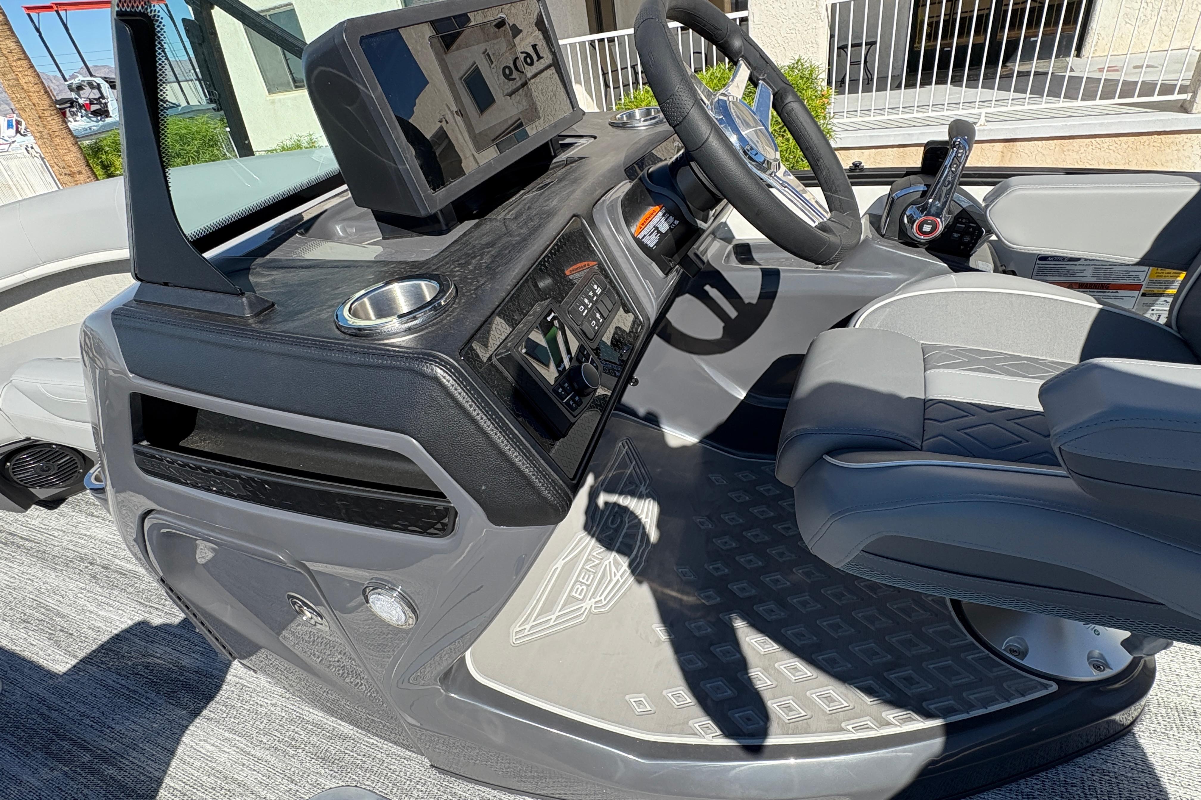 2026 Bennington 22 MSB #B7093G inventory image at Sun Country Marine Group, Lake Havasu City, AZ