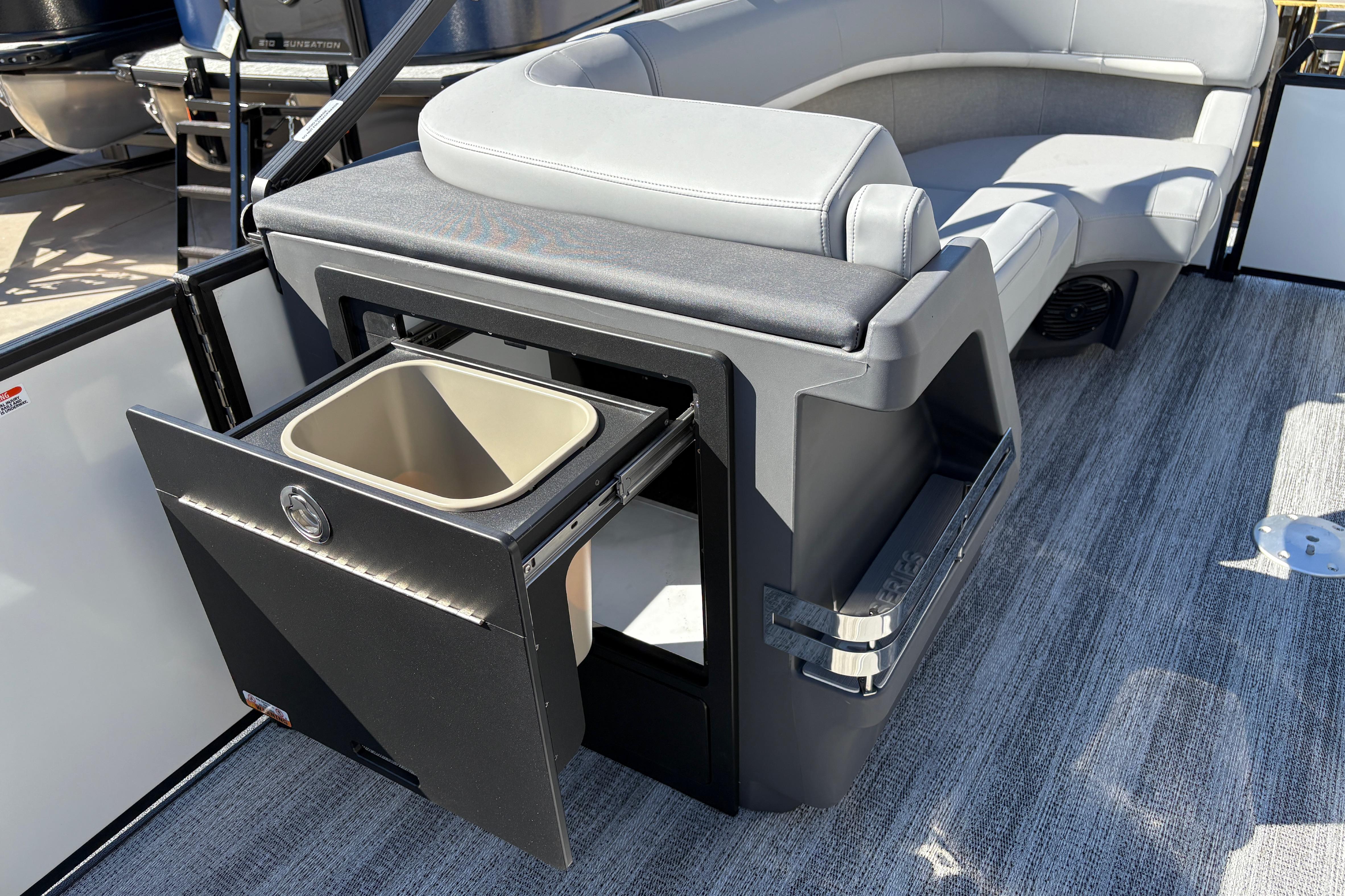 2026 Bennington 22 MSB #B7093G inventory image at Sun Country Marine Group, Lake Havasu City, AZ