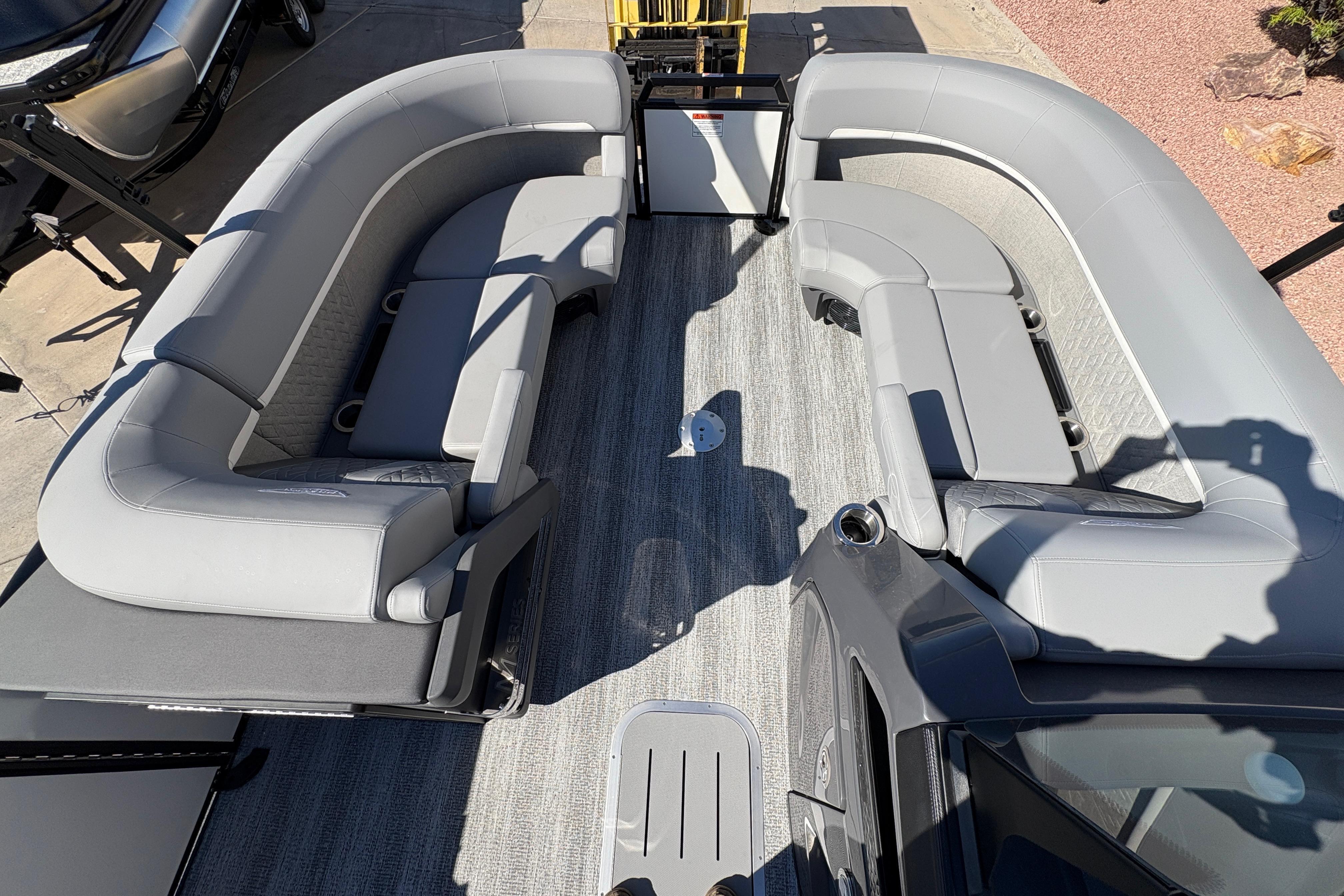 2026 Bennington 22 MSB #B7093G inventory image at Sun Country Marine Group, Lake Havasu City, AZ