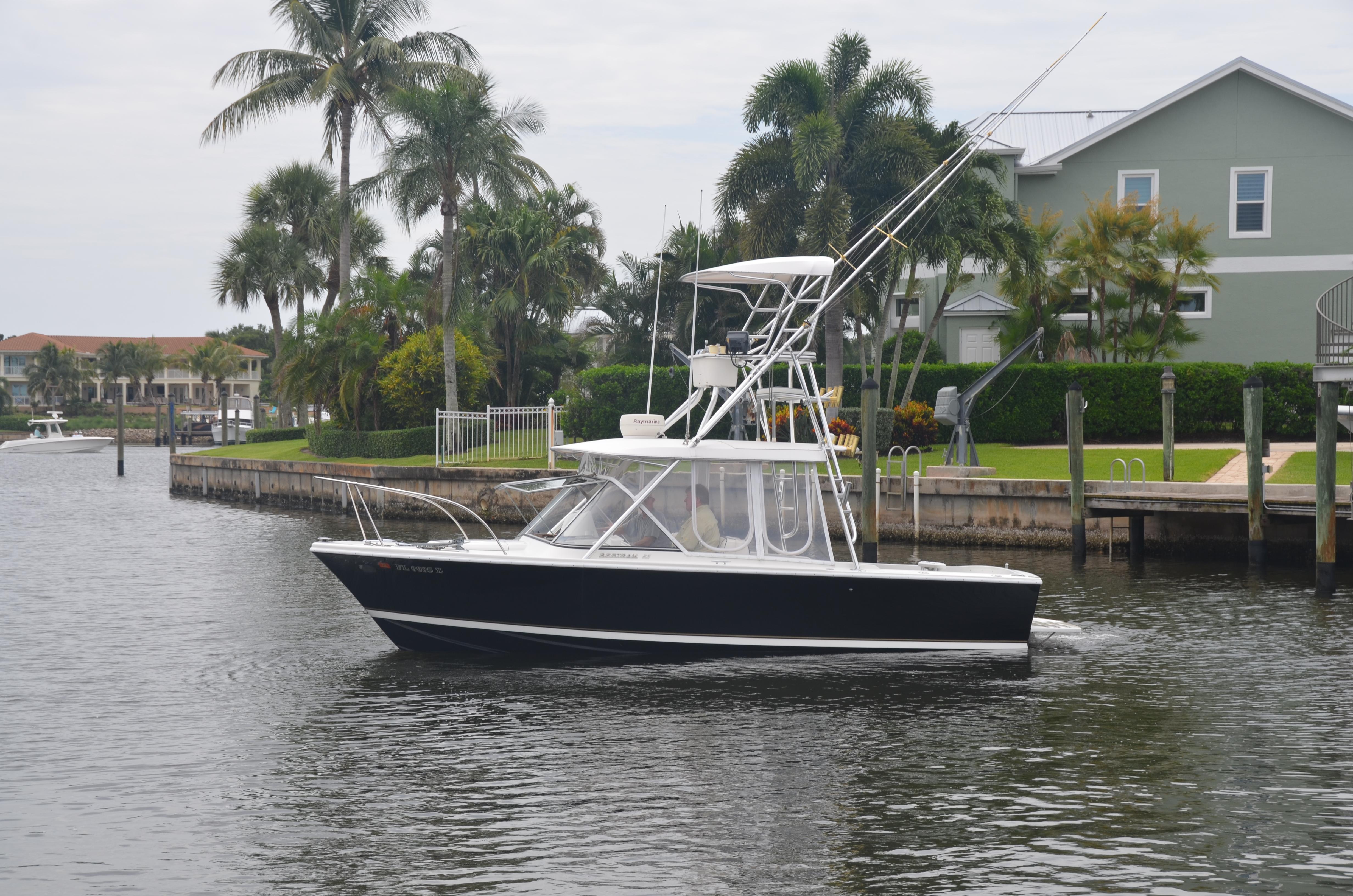 Bertram 25 - Favor - Exterior Profile