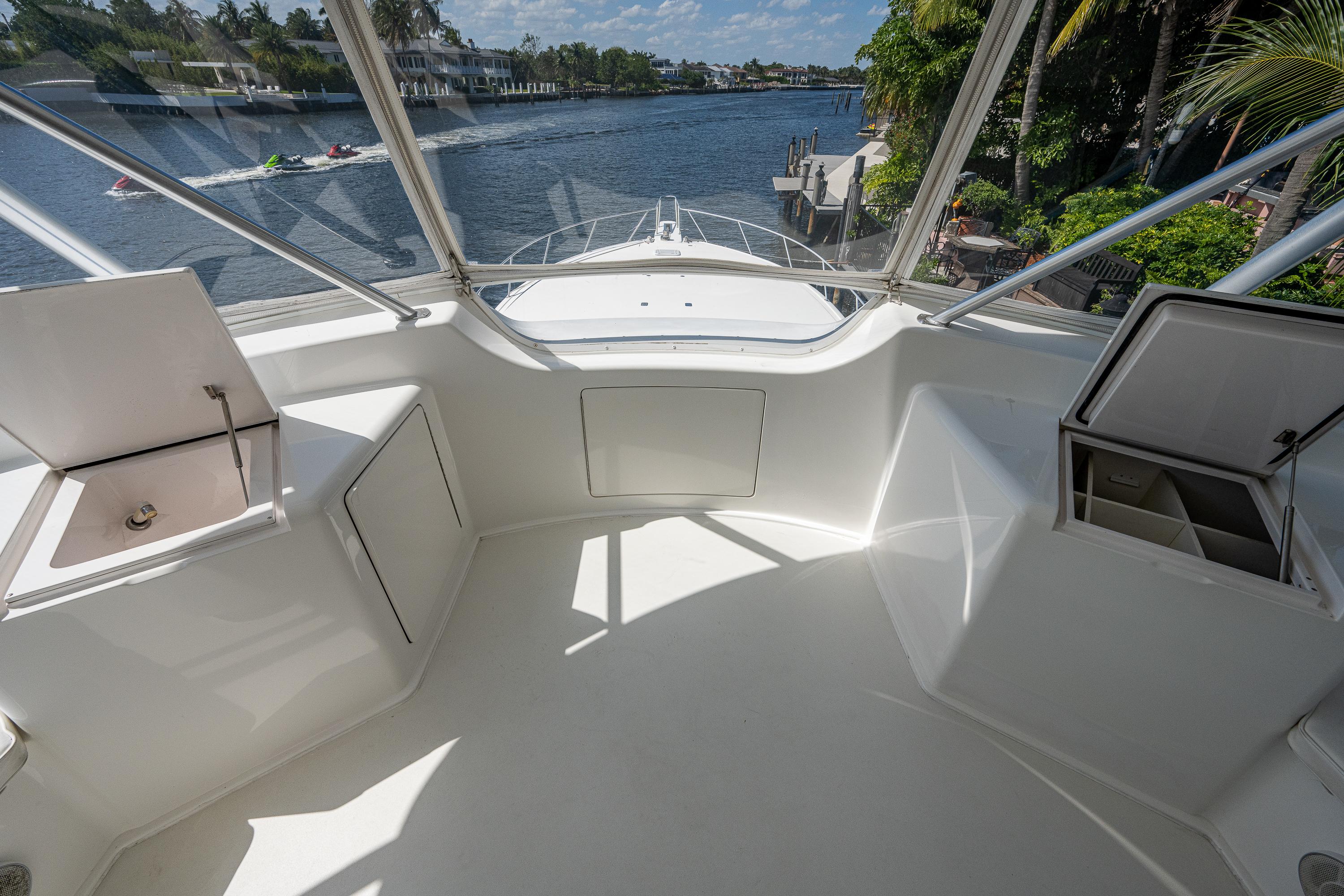 Viking 74 Convertible Reel Estate - Flybridge